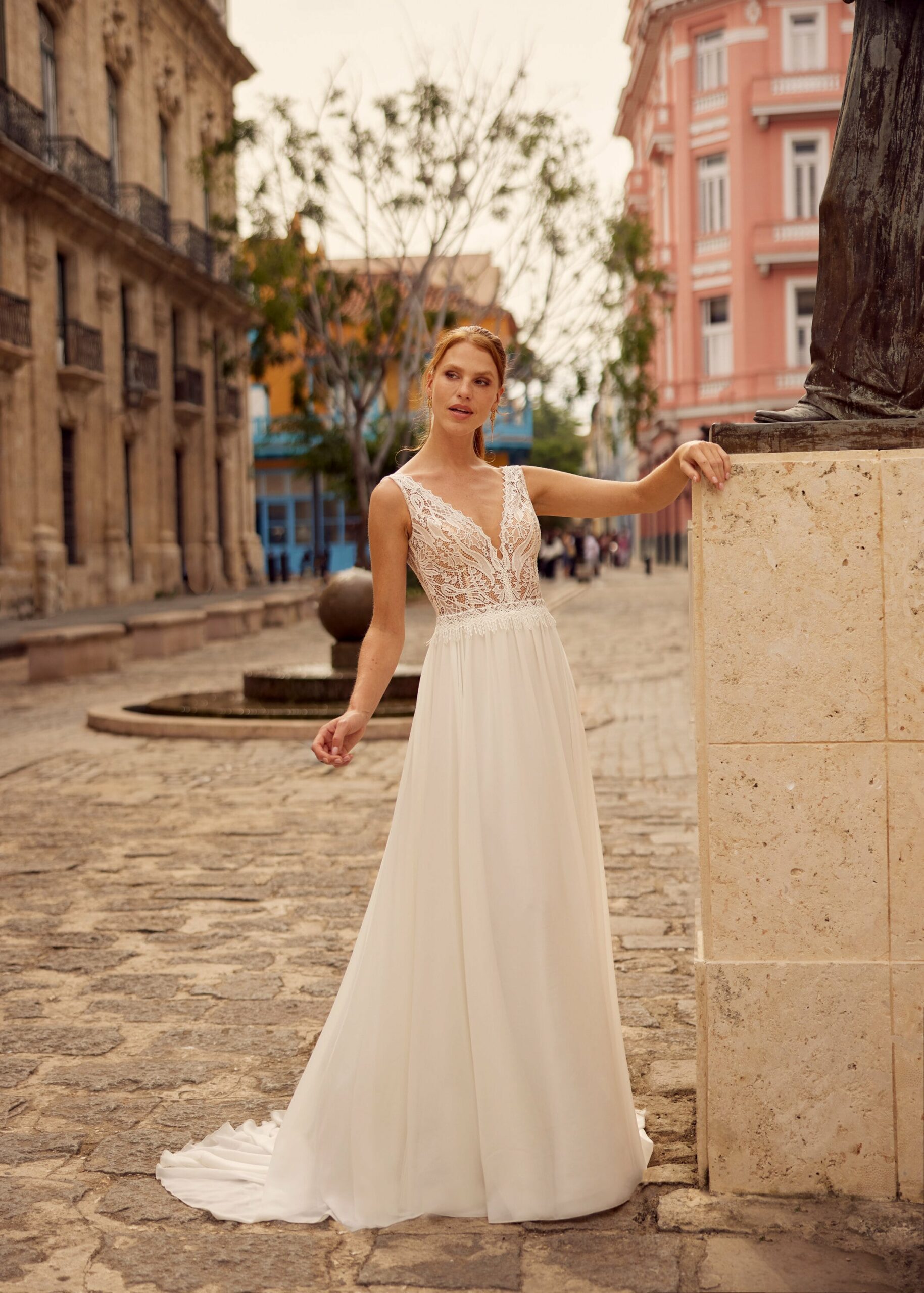 Hervé Paris Libre Leo-ZA robe de mariée ivoire dentelle