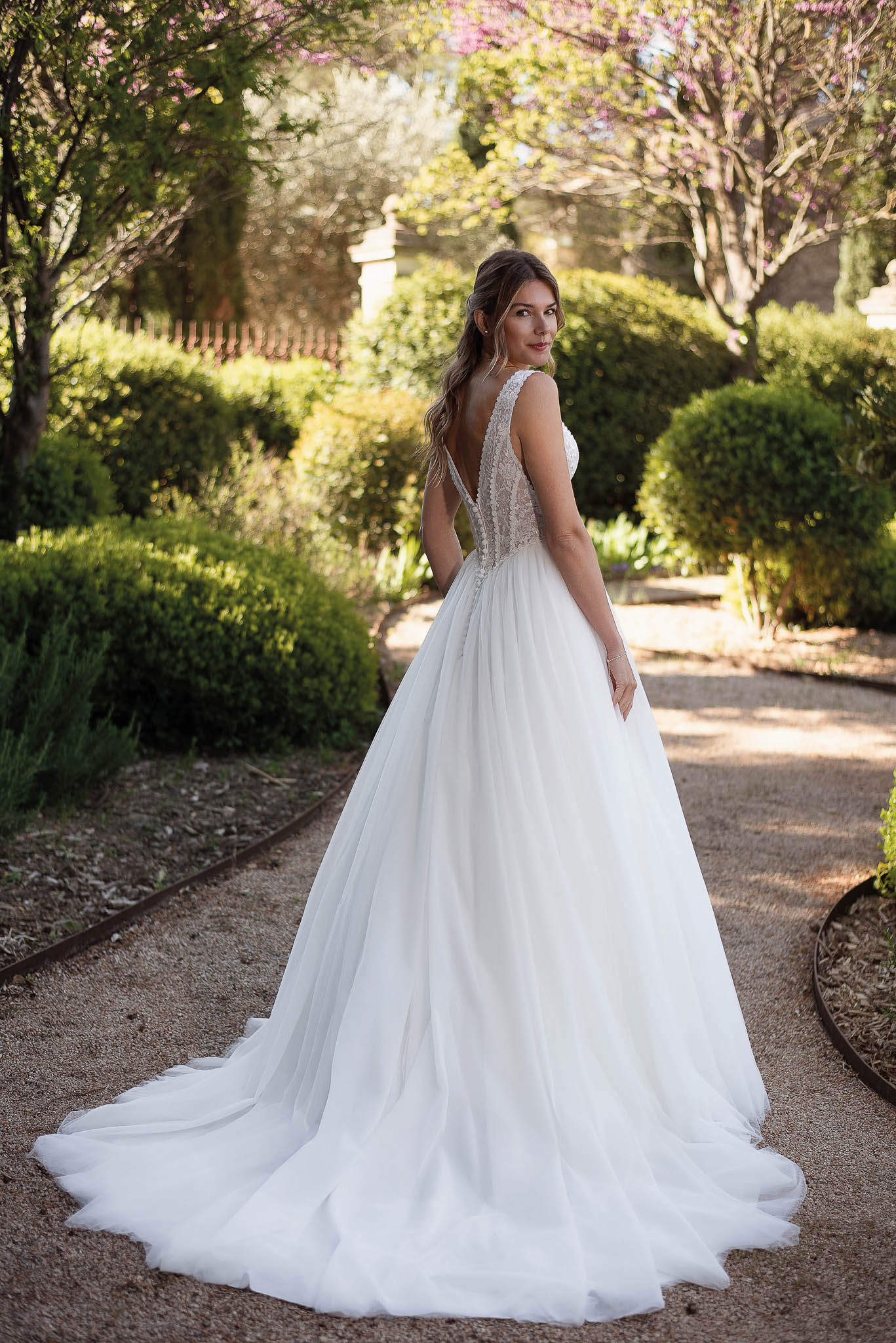 Le Jour de Notre Oui Intime robe de mariée dos nu dentelle