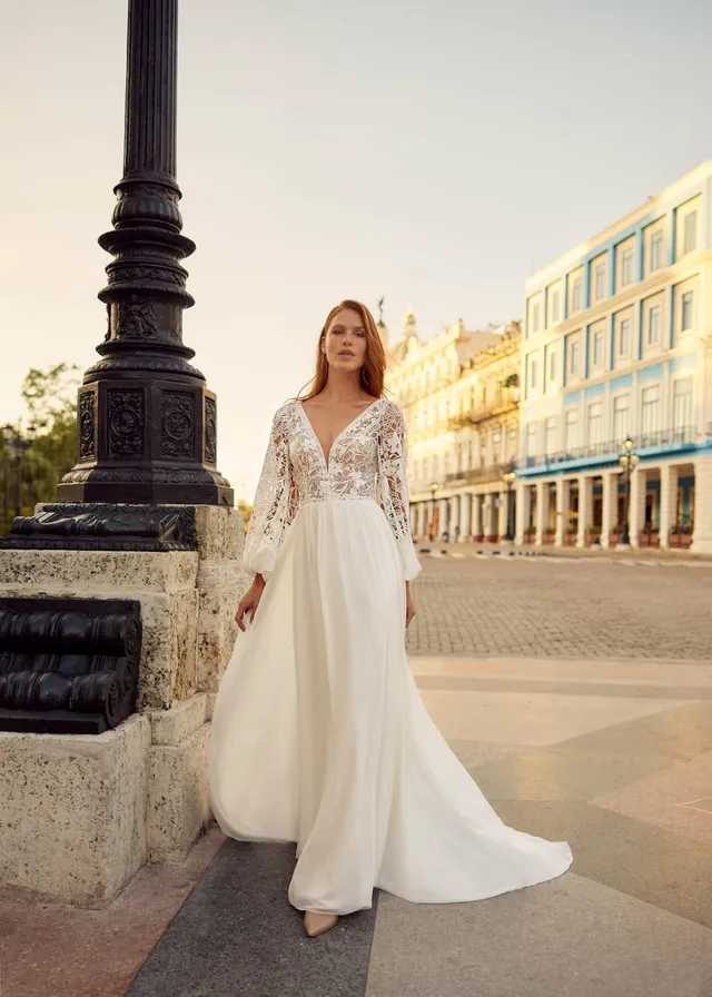 Hervé Paris Libre Langley-A robe de mariée empire mousseline