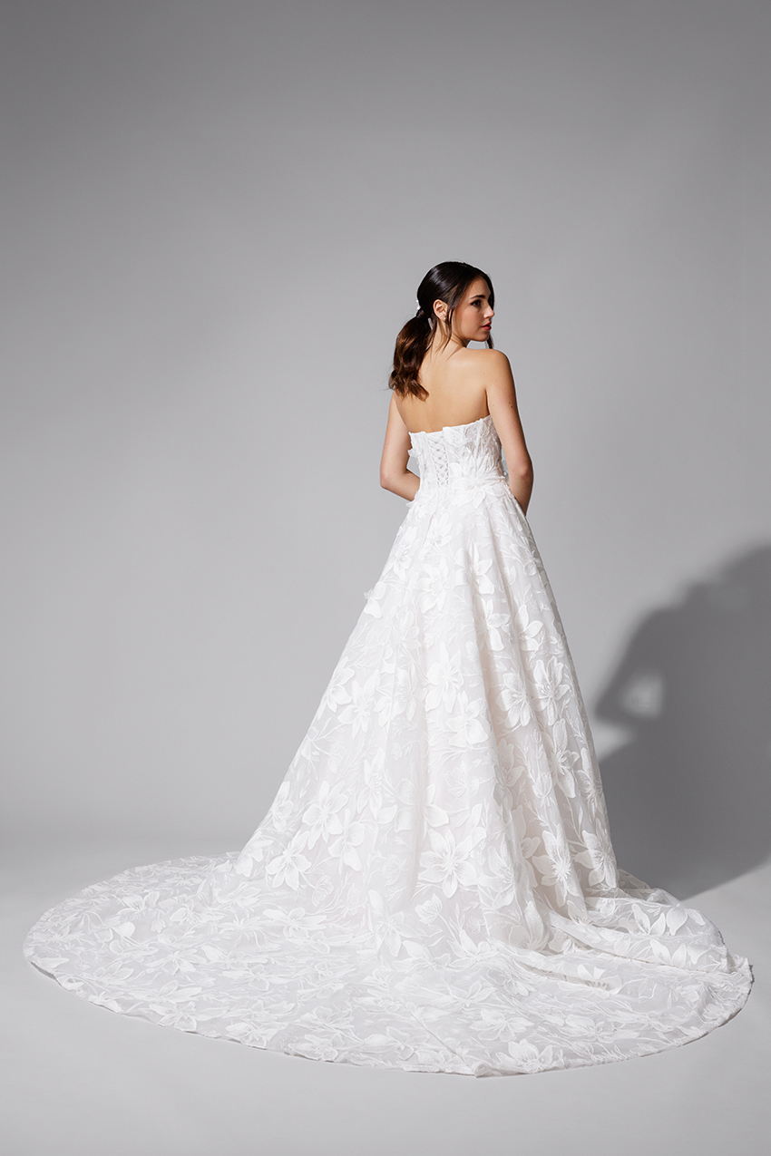 Le Jour de Notre Oui Robes de mariée DIVINE robe de mariée ivoire