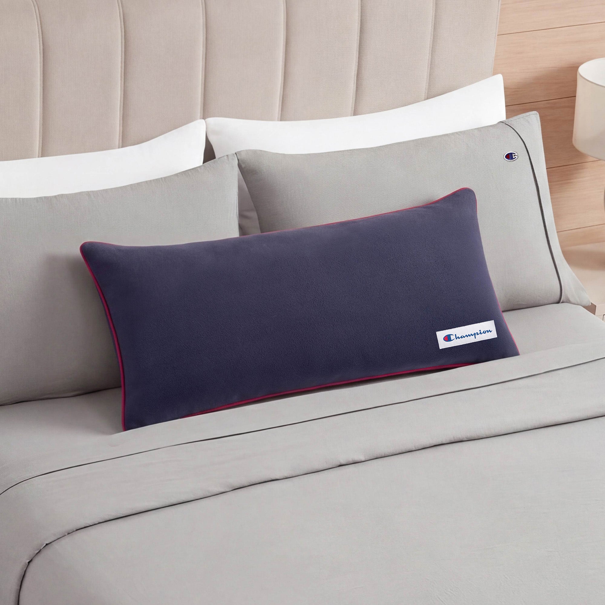 Champion Faux Wool Coussin Navy Blue 16x36