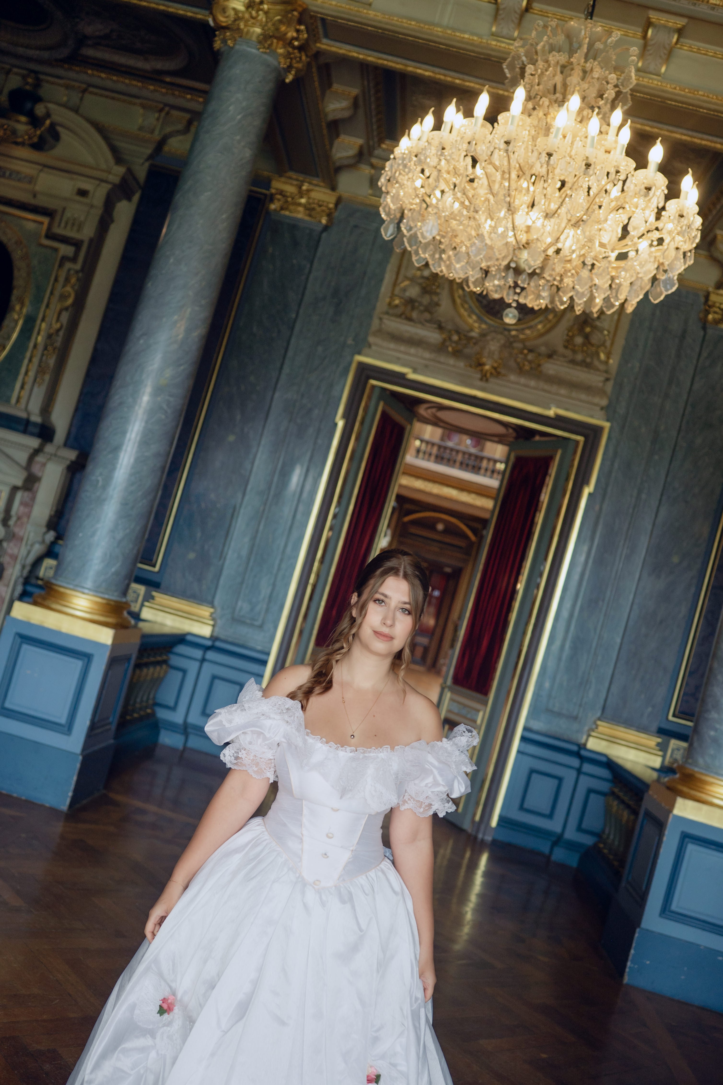 Solène Gisèle La mariée robe Adèle blanc corset fleurs