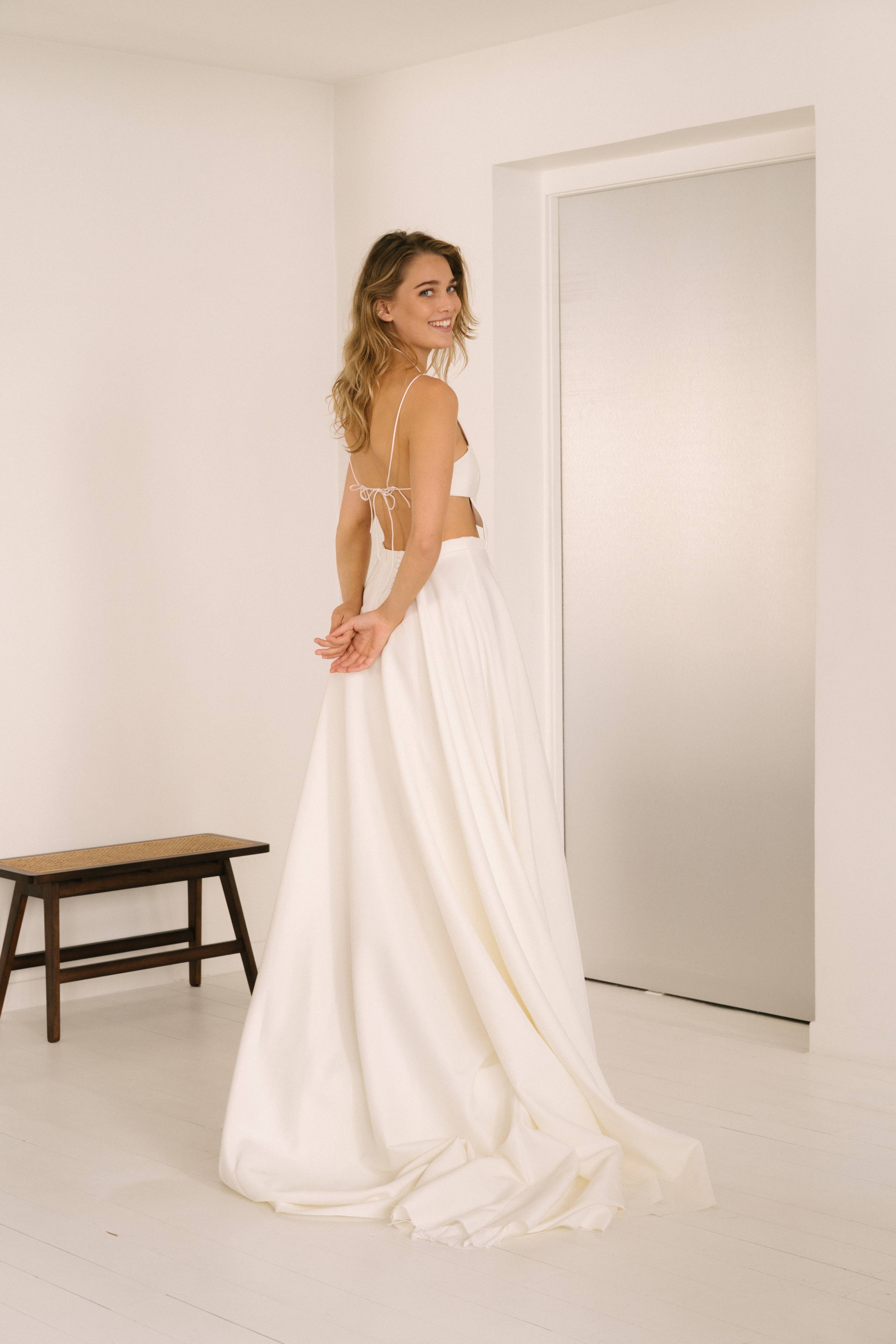 Maison Floret Sur-mesure Olaf robe satin bretelles origami