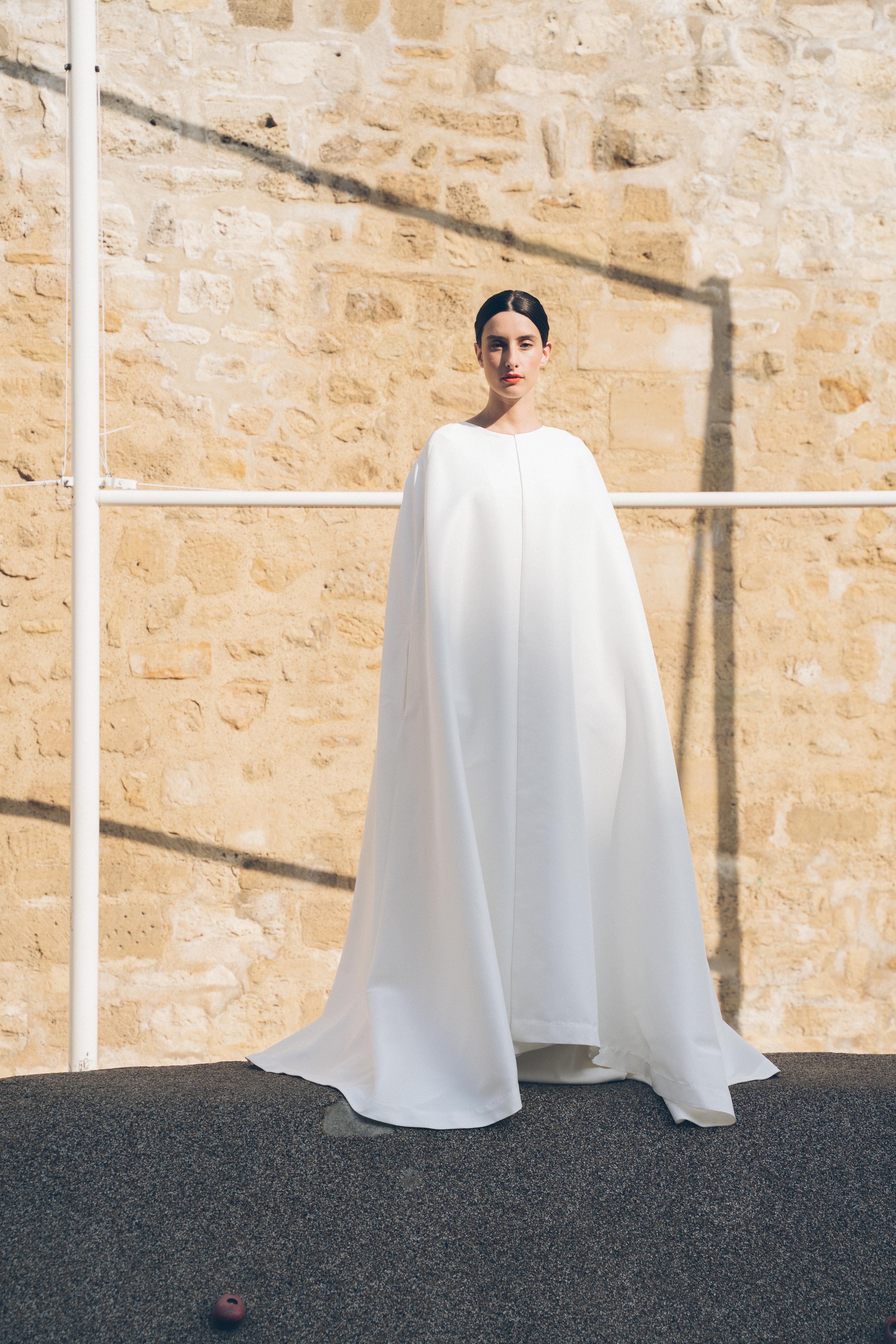 Maison Floret Prêt-à-marier Robin cape satin duchesse