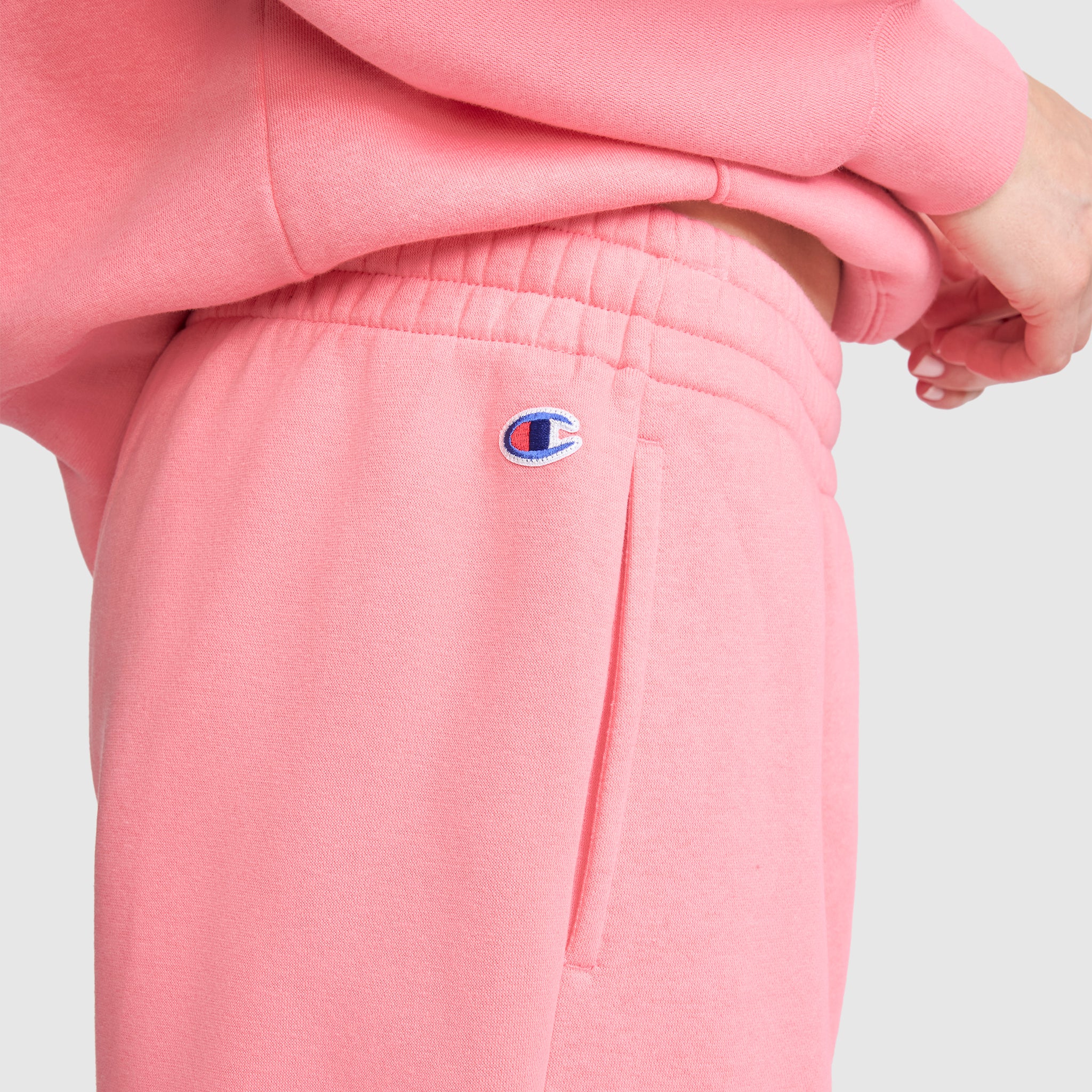 Champion Powerblend Oversized Sweatpants C Logo jogging femme Rose Fraise