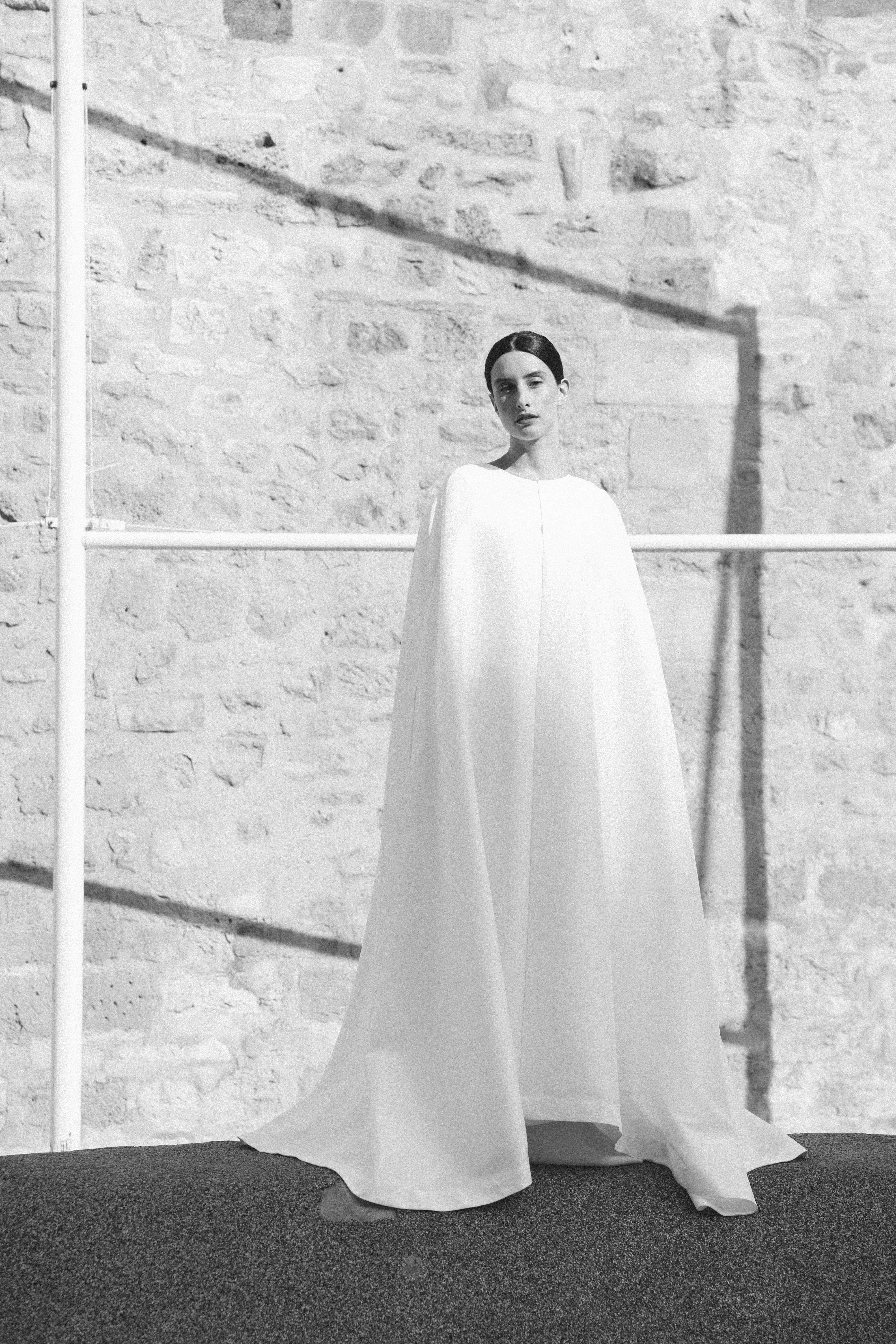 Maison Floret Prêt-à-marier Robin cape satin duchesse