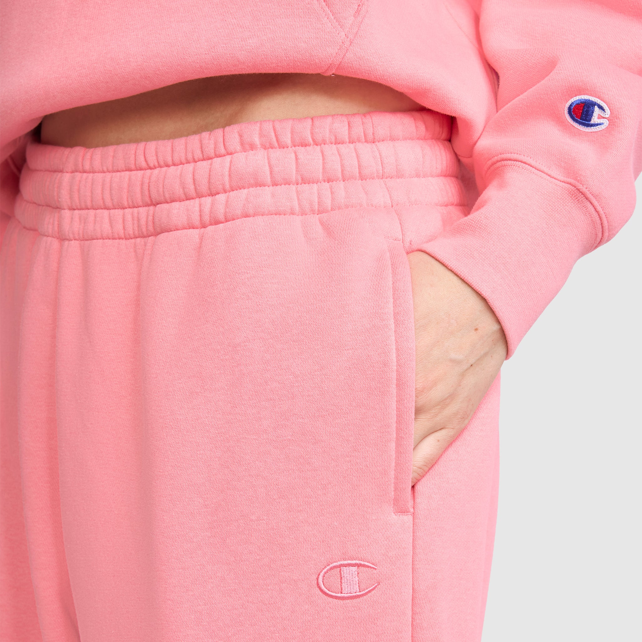 Champion Powerblend Oversized Sweatpants C Logo jogging femme Rose Fraise