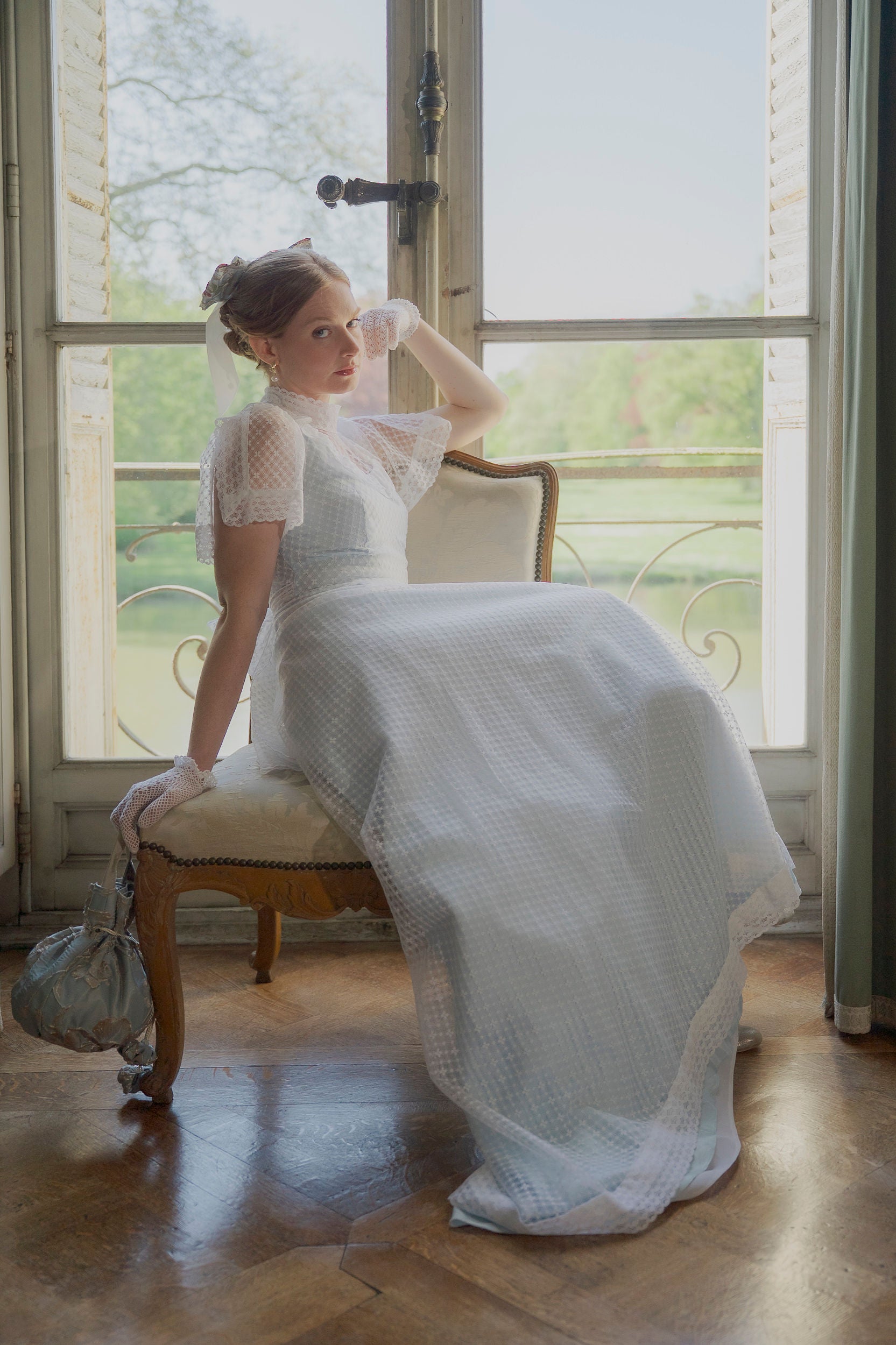 Solène Gisèle La mariée robe Penelope 36 plumetis blanc bleu