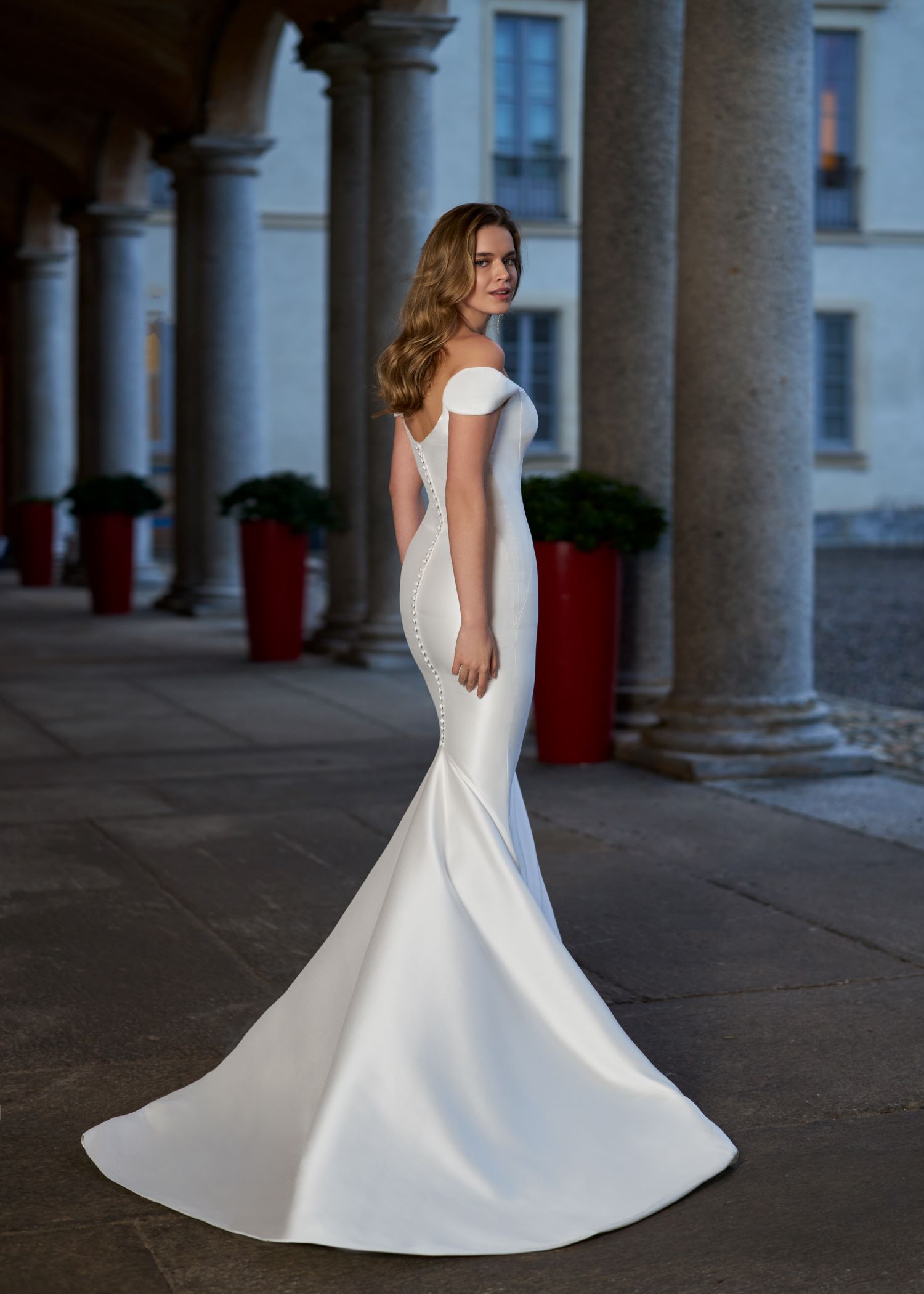 Hervé Paris Novel Collection Navy robe de mariée cérémonie