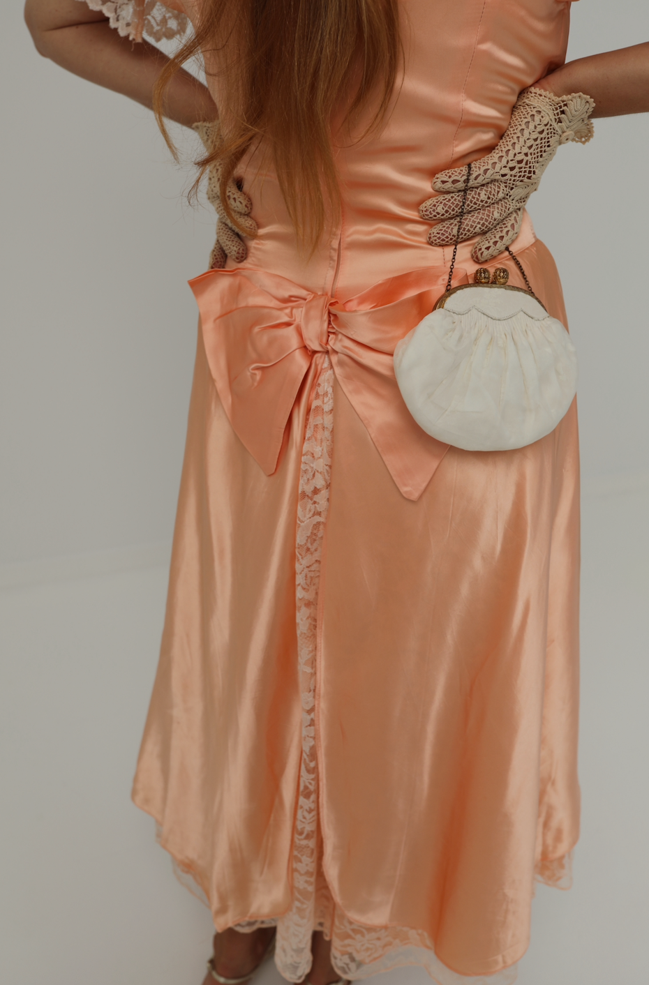 Solène Gisèle Robe Amalia Bal Satin Dentelle Saumon