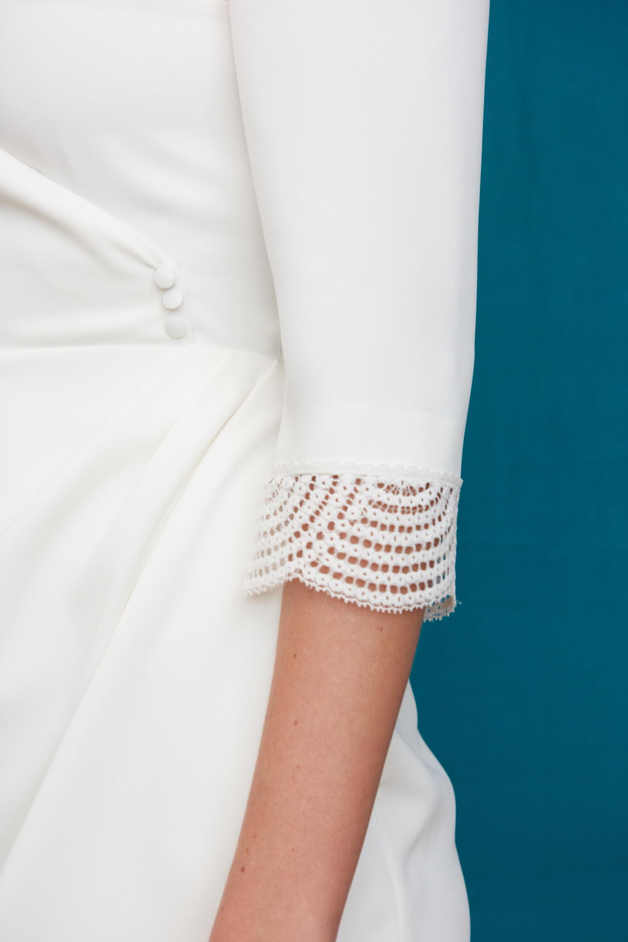 Maison Floret Hector robe courte cache-cœur crêpe