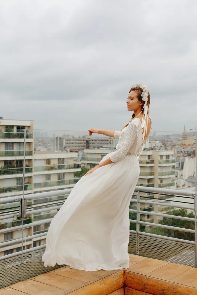 Maison Floret Sur-mesure Gary robe de mariée crêpe broderie