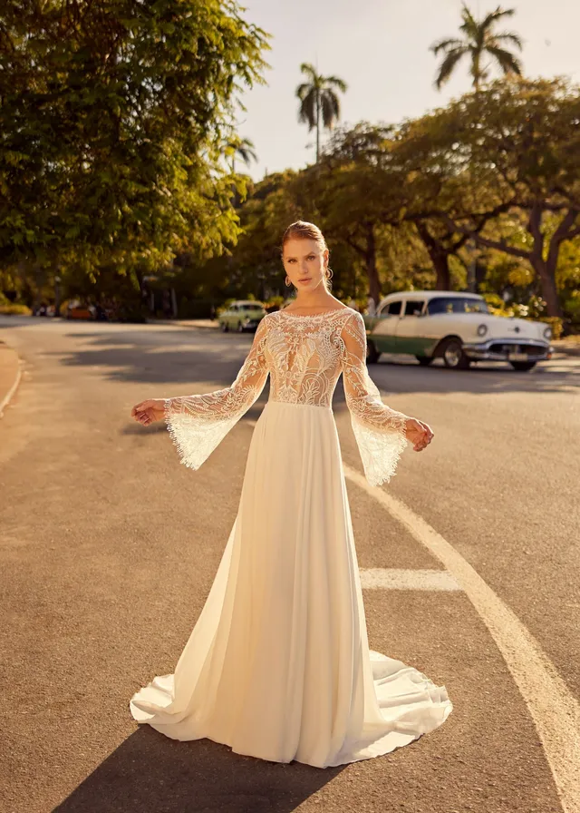 Hervé Paris Libre Collection Leaf robe de mariée crêpe fluide