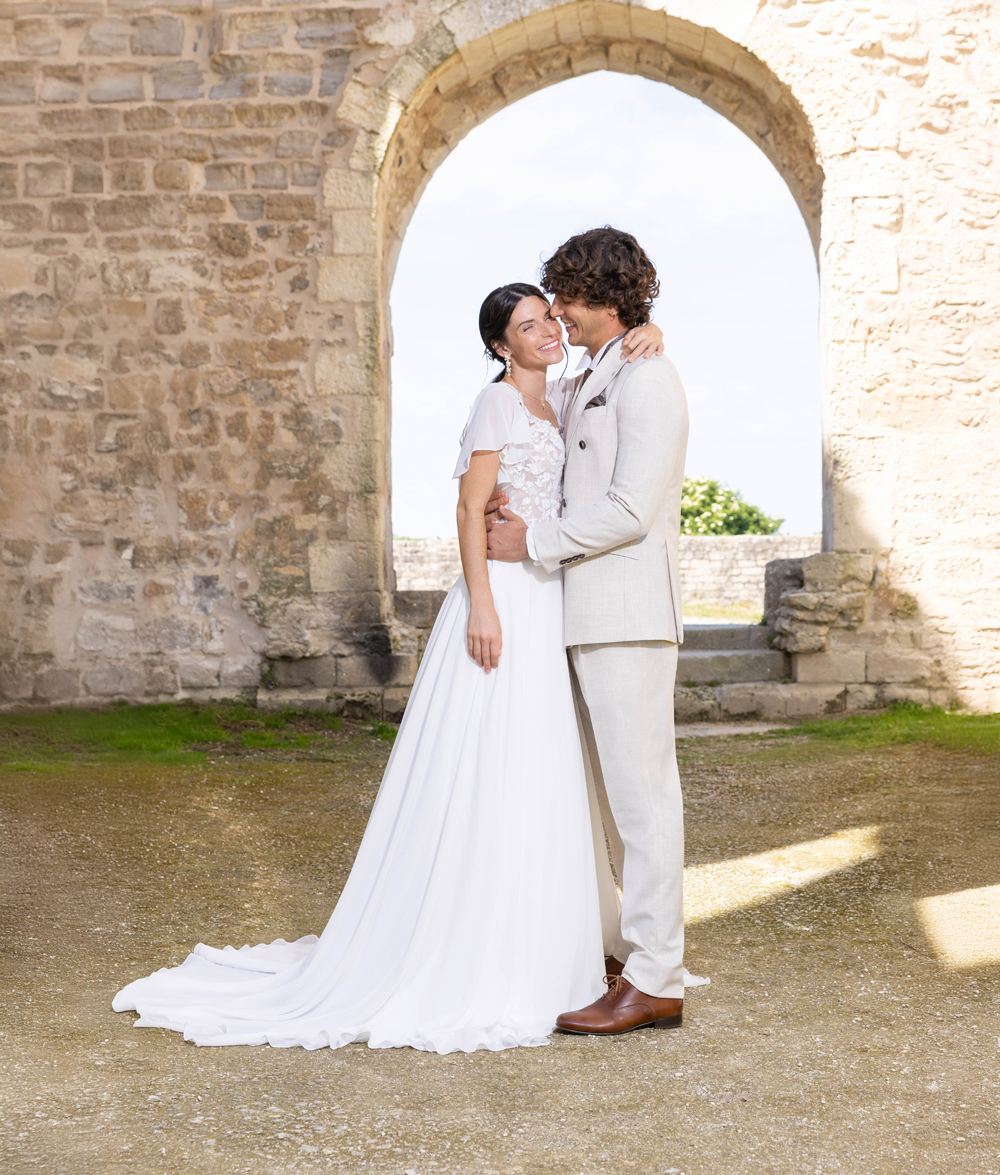 Le Jour de Notre Oui Bonheur robe de mariée blanche