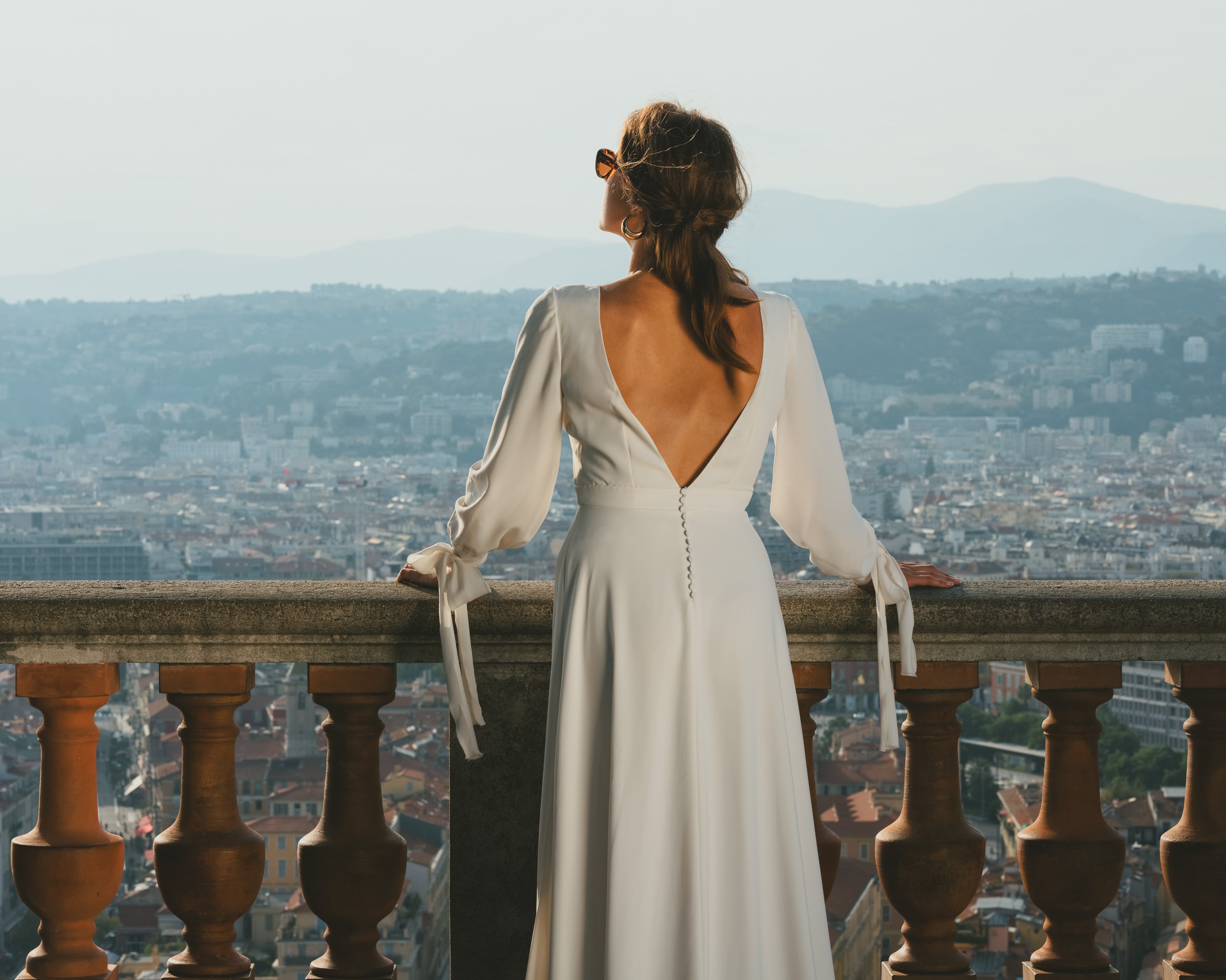 Maison Floret Sur-mesure Otello robe de mariée portefeuille crêpe
