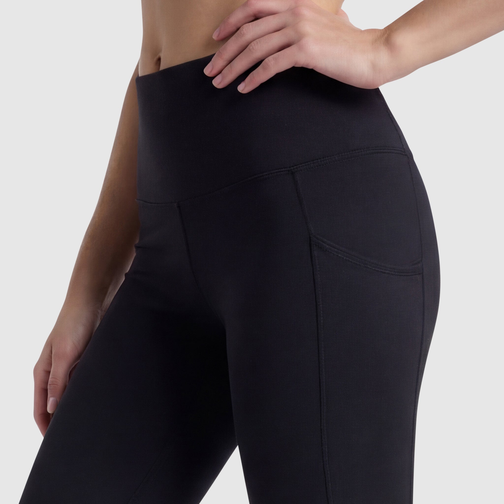 Champion Leggings C Logo legging noir stretch poches