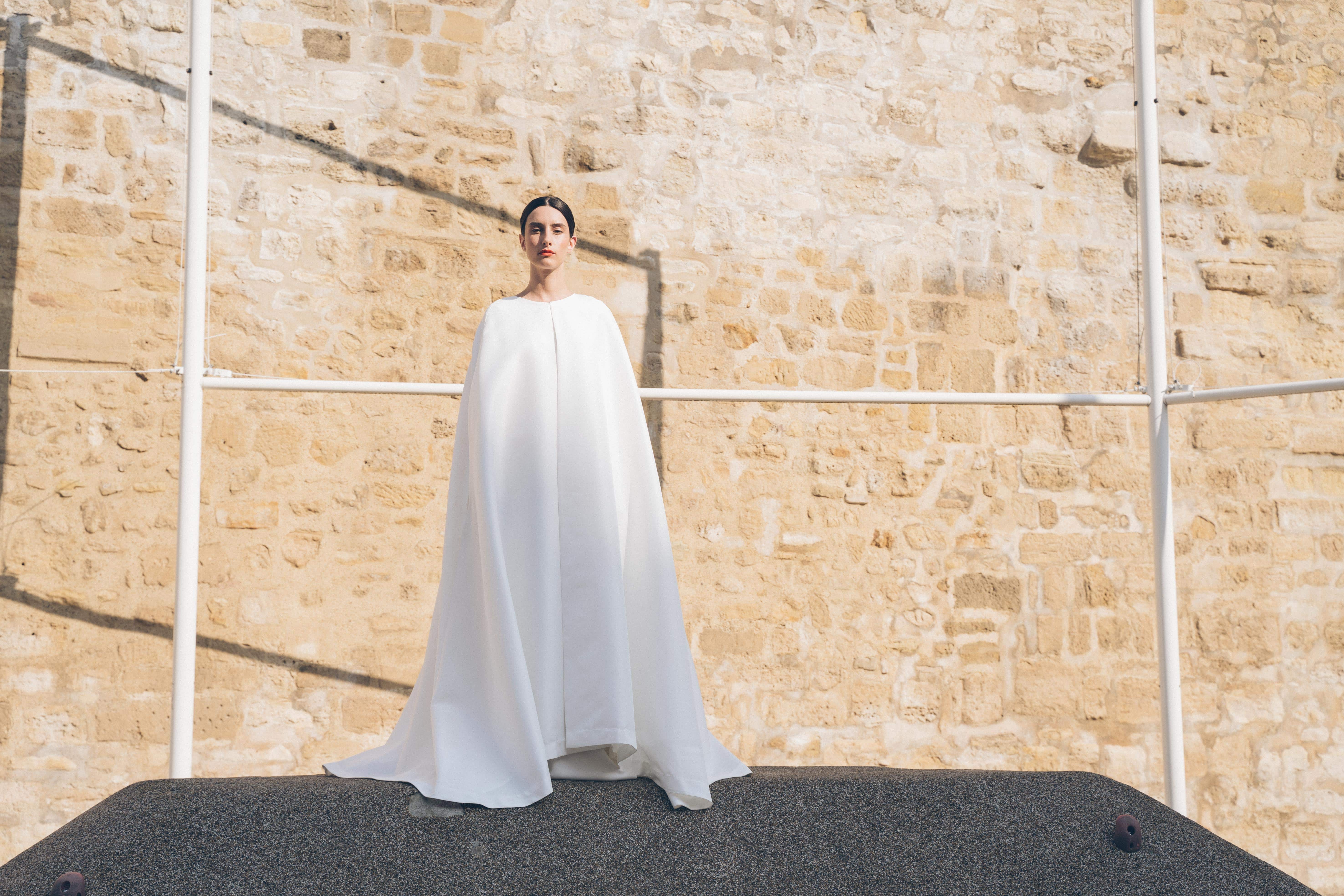 Maison Floret Prêt-à-marier Robin cape satin duchesse