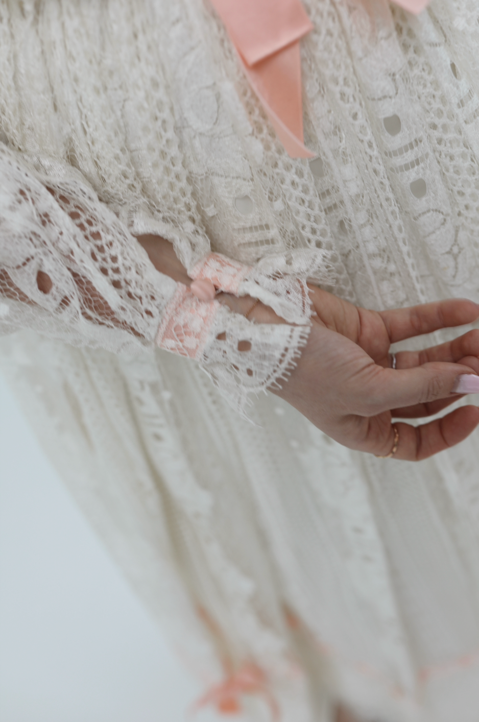 Solène Gisèle La mariée Robe Léontine robe dentelle 1975