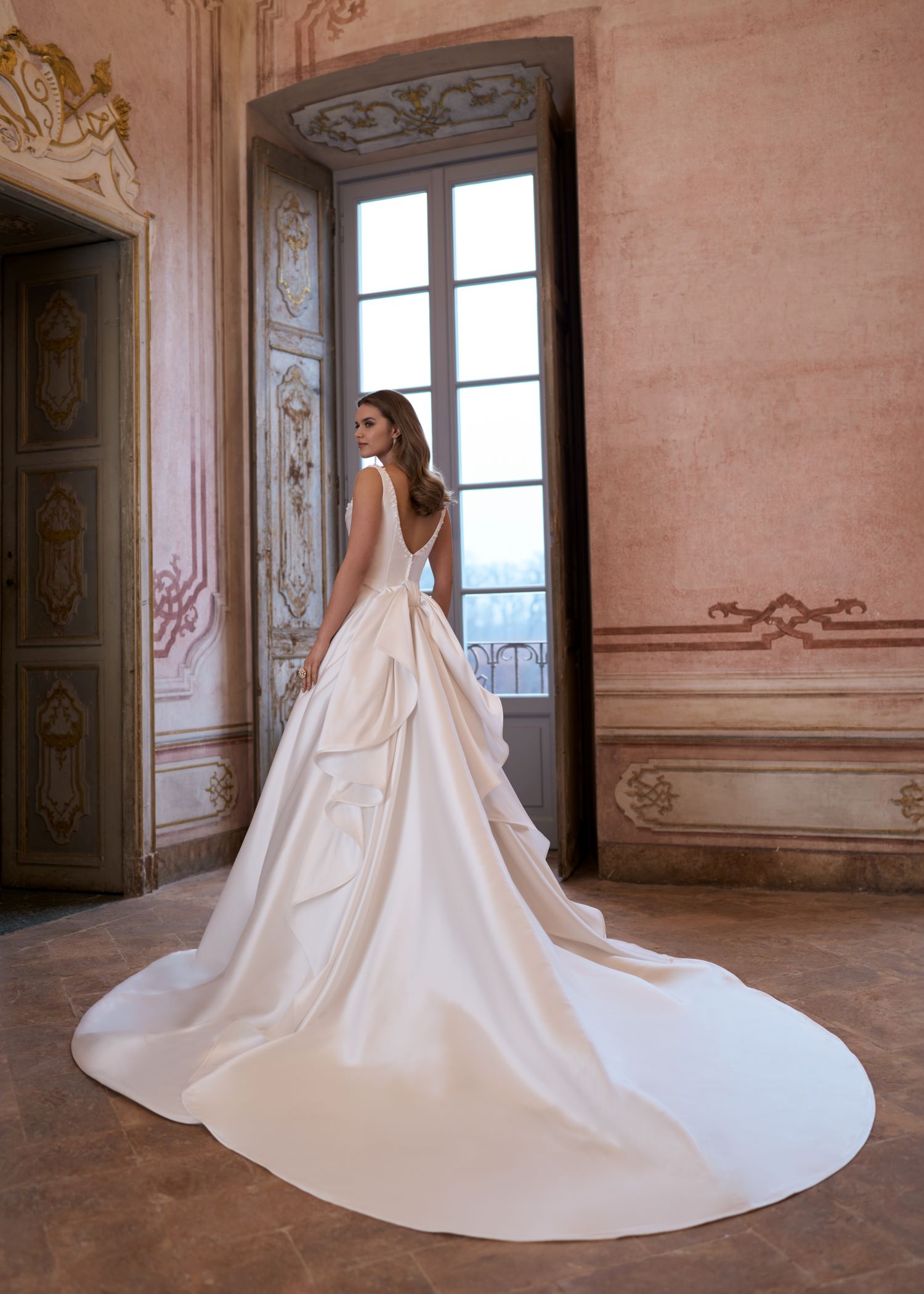Hervé Paris Novel Nidia robe de mariée ivoire moderne