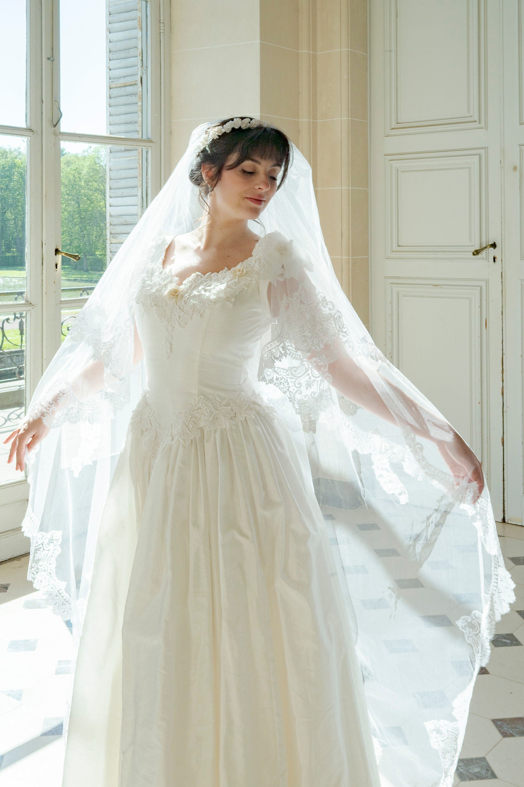 Solène Gisèle La mariée Casseopeia robe mariée ivoire dentelle