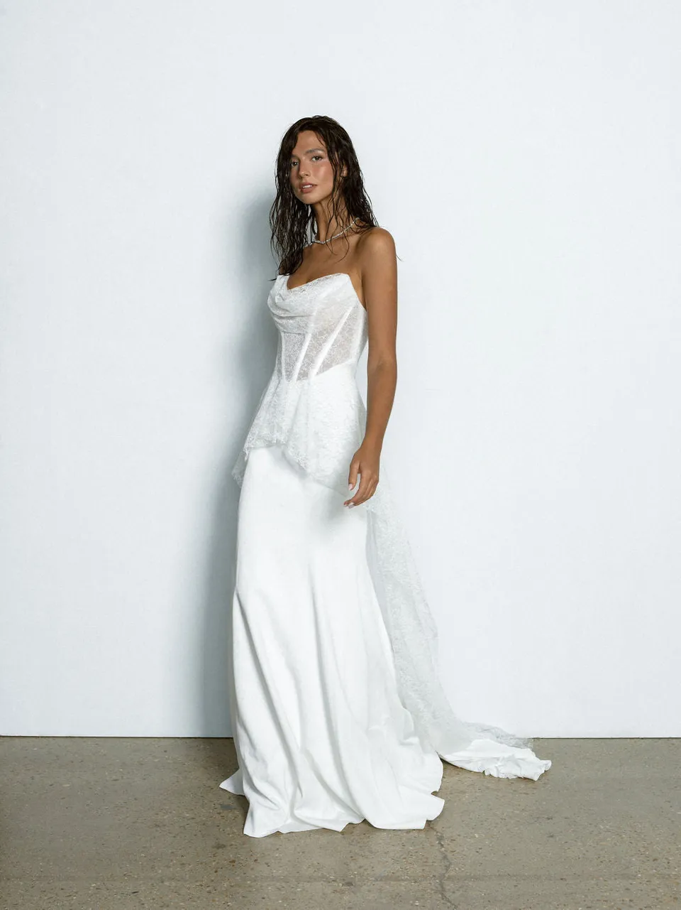 Rime Arodaky Bridal Hypnotic robe dentelle traîne