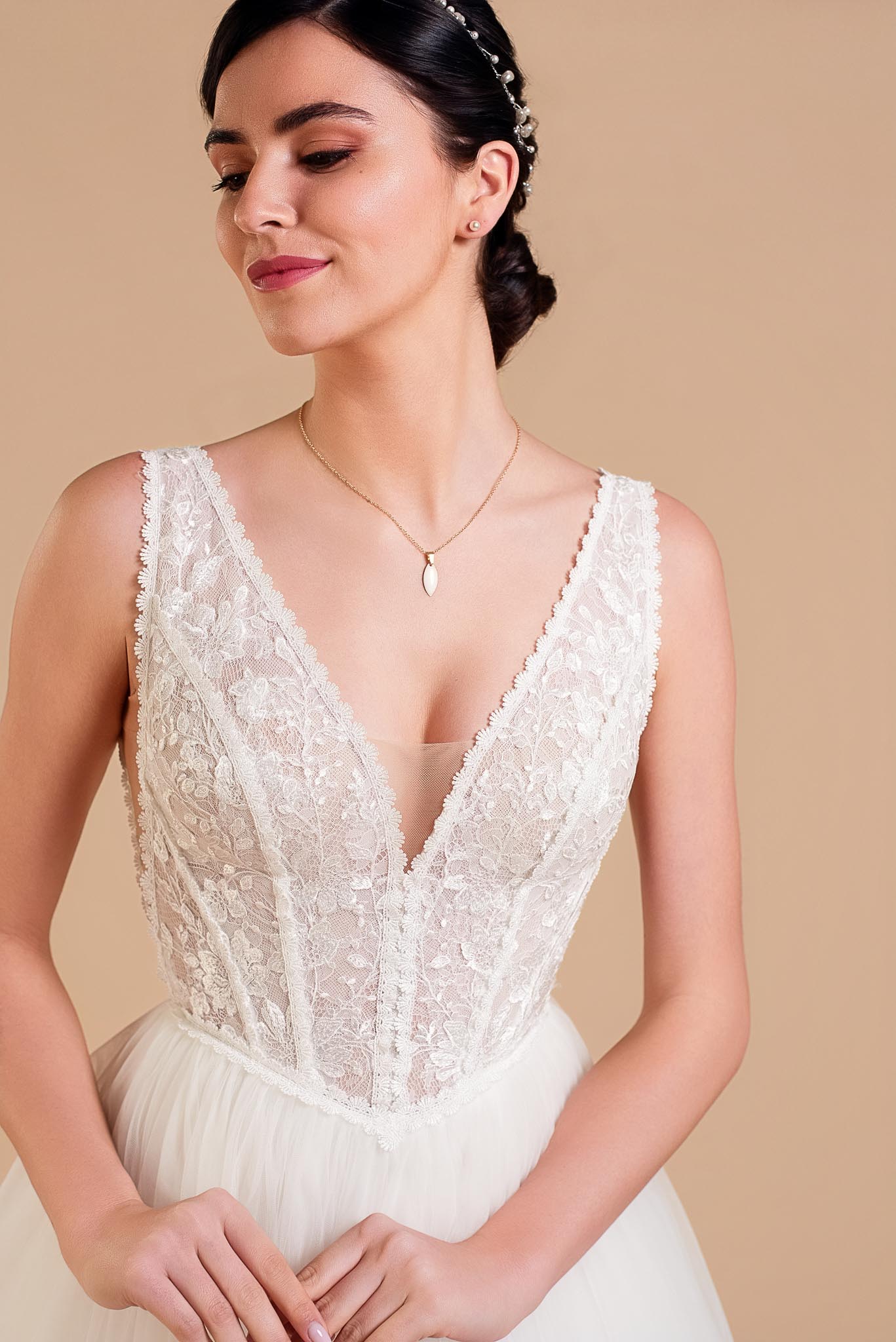 Le Jour de Notre Oui Intime robe de mariée dos nu dentelle
