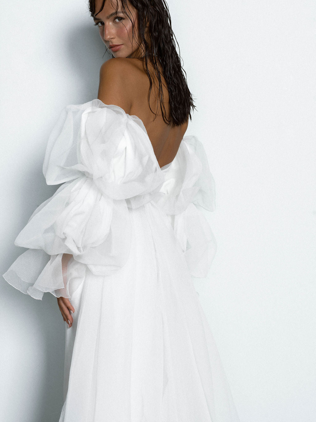 Rime Arodaky Bridal Sky robe crêpe manches amovibles