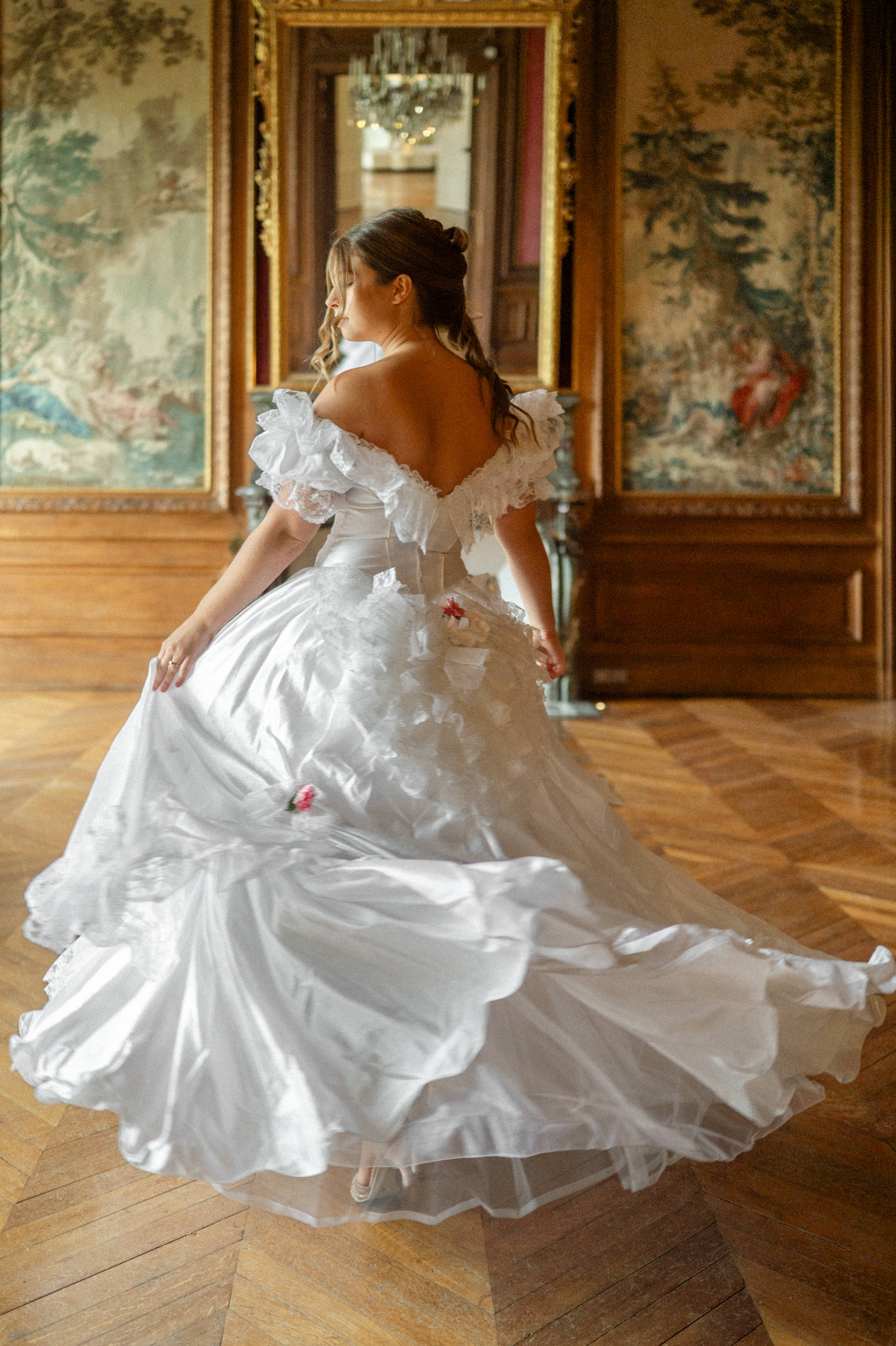 Solène Gisèle La mariée robe Adèle blanc corset fleurs