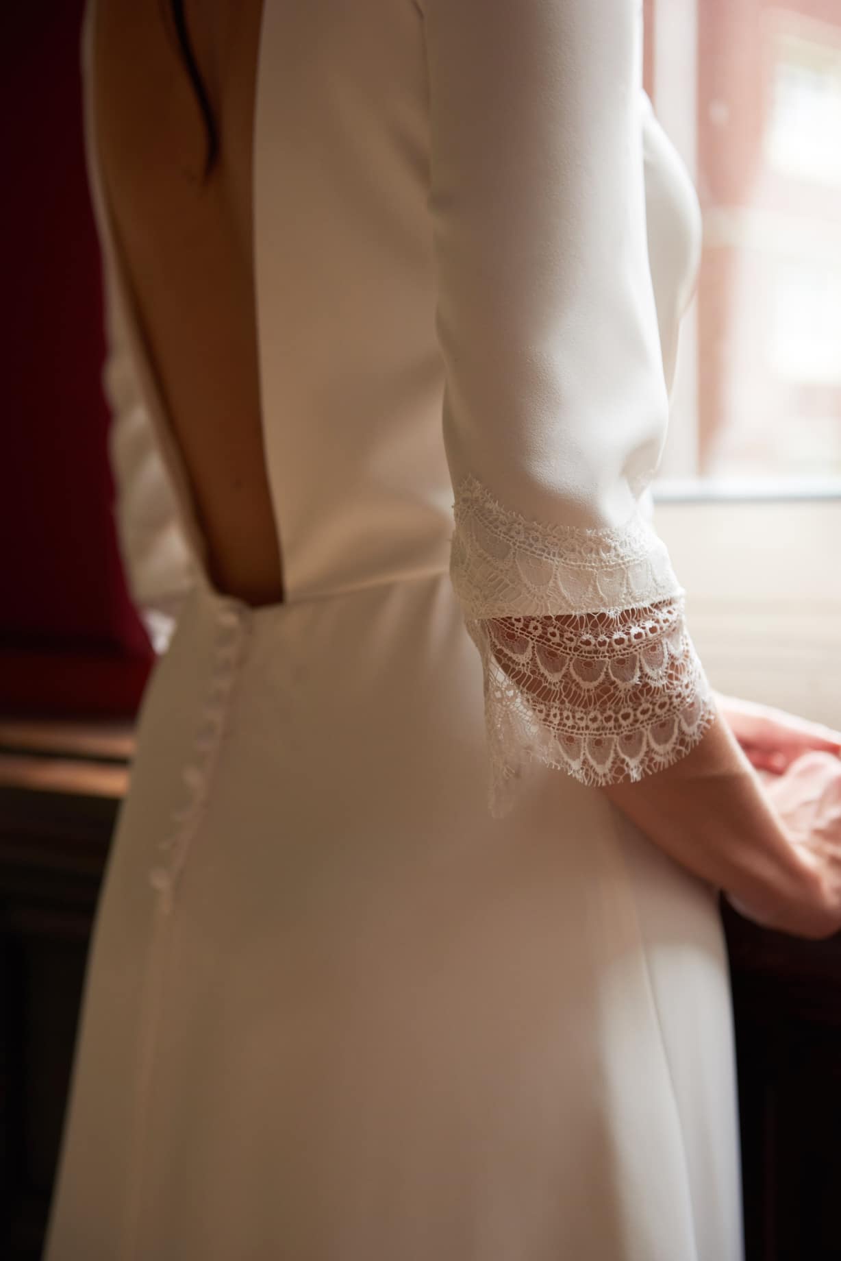 Maison Floret Sur-mesure Sidney robe de mariée drapée dentelle