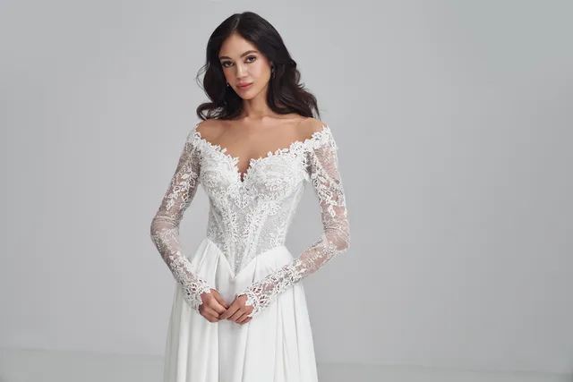 Le Jour de Notre Oui Demetria robe de mariée manches longues
