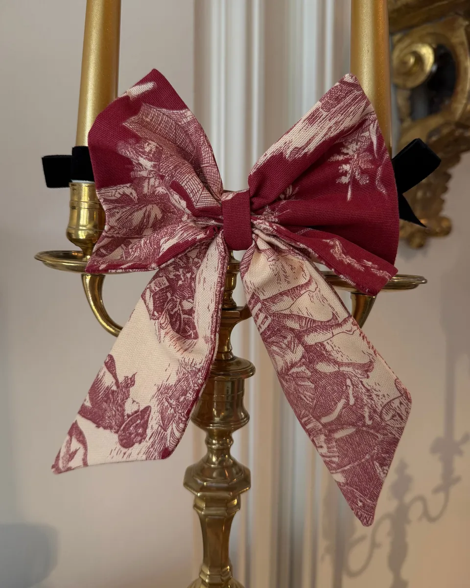 Solène Gisèle Signature Nœud Toile de Jouy Bordeaux Coton