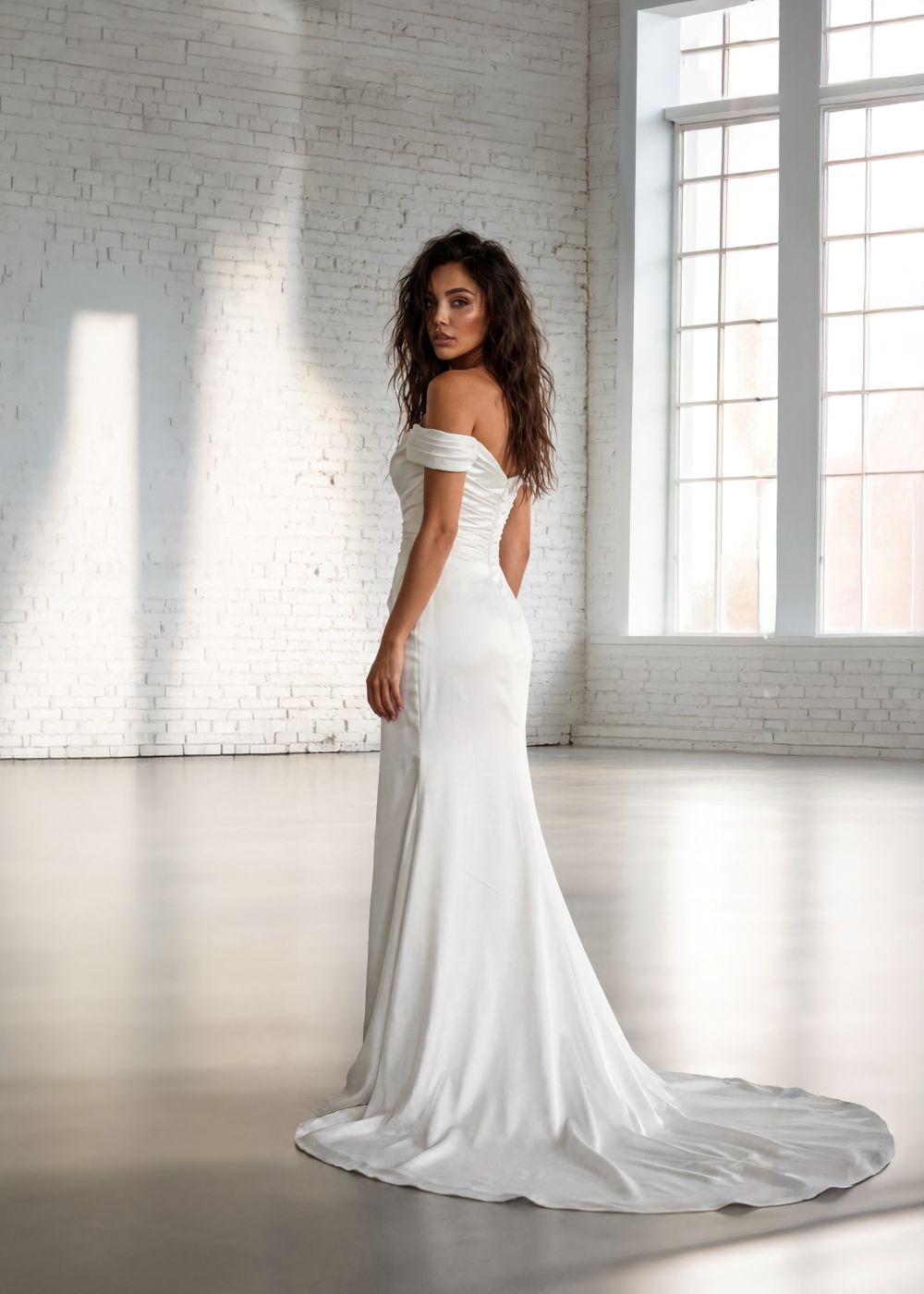 Hervé Paris Promise Collection Penny robe de mariée blanche longue