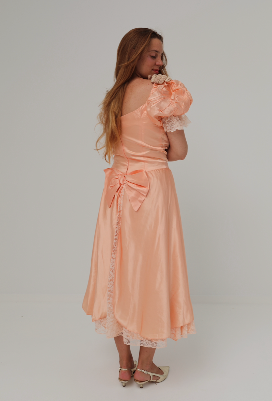Solène Gisèle Robe Amalia Bal Satin Dentelle Saumon