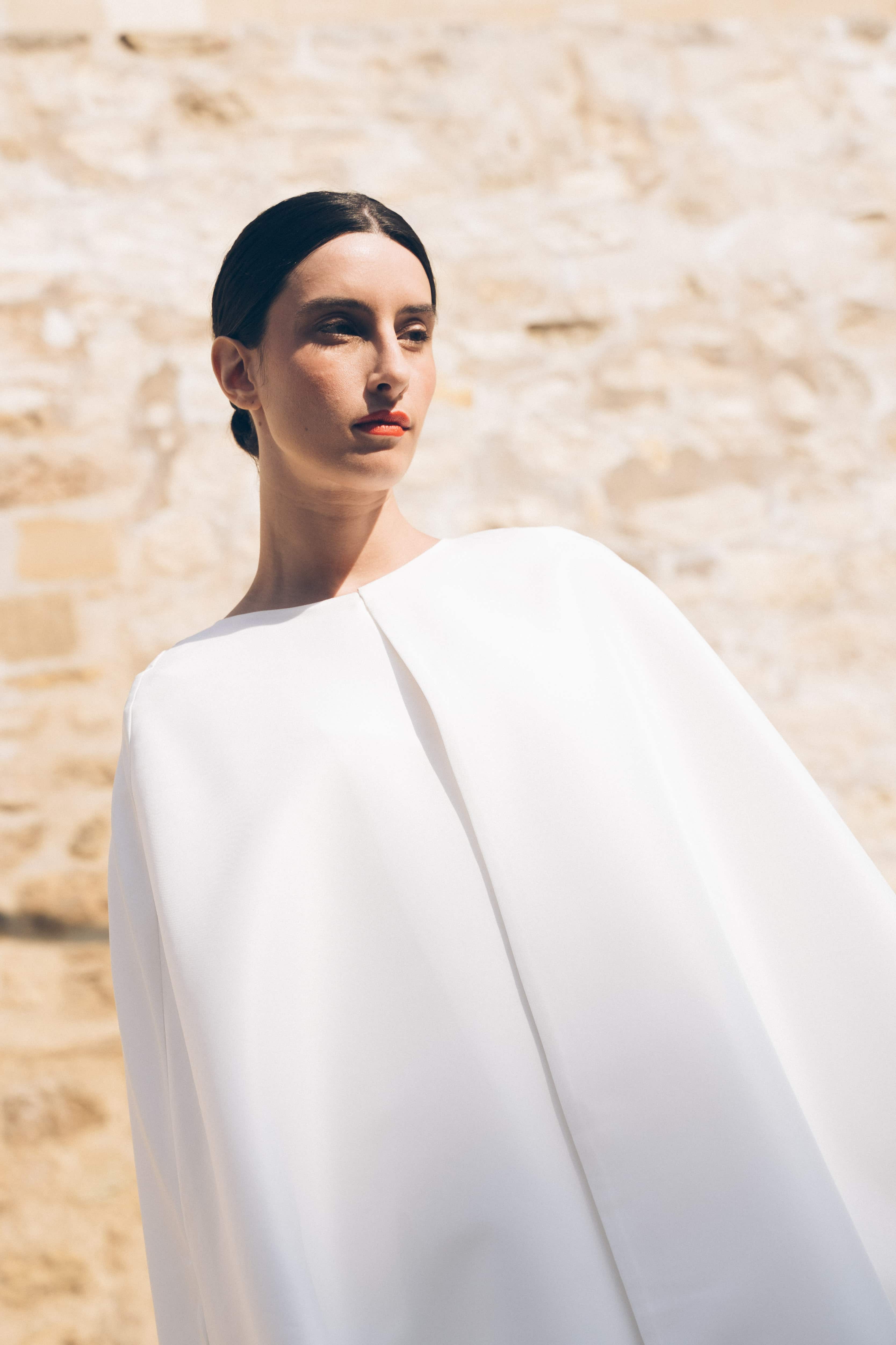 Maison Floret Prêt-à-marier Robin cape satin duchesse