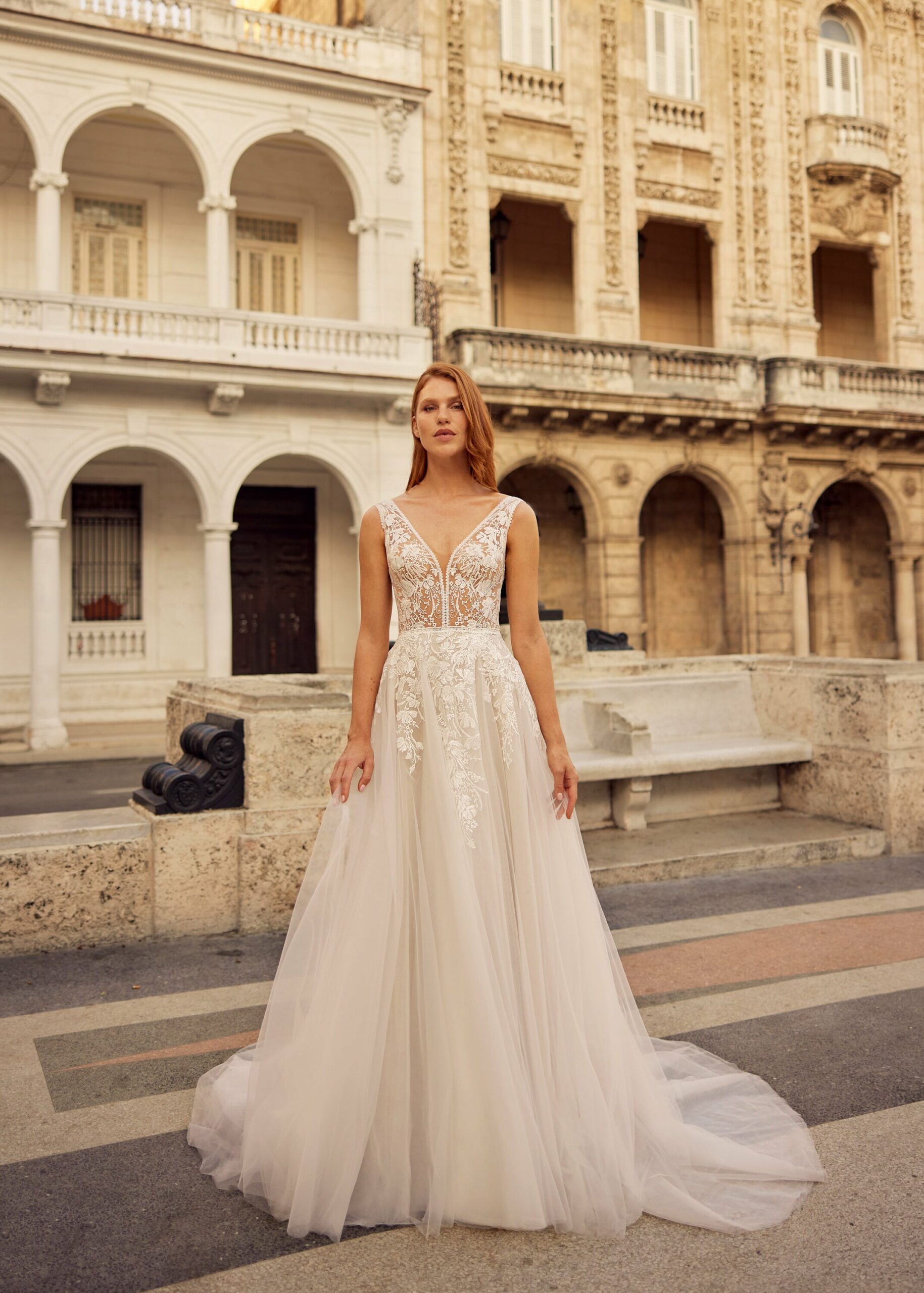 Hervé Paris Libre Lola-Z robe de mariée moderne