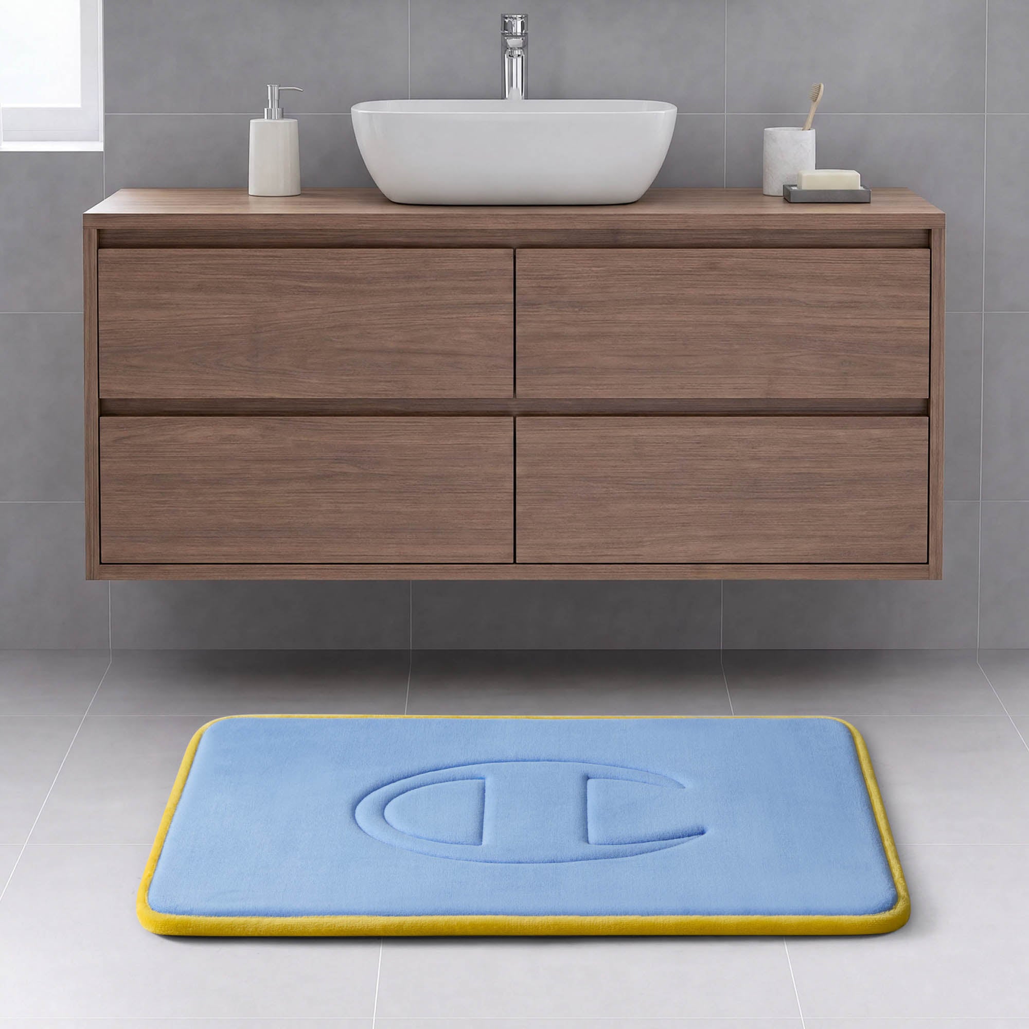 Champion Quilted Logo tapis bain bleu clair memory foam matelassé