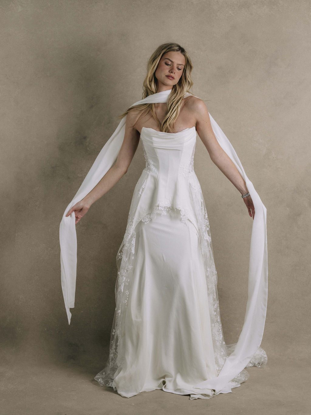 Rime Arodaky Bridal Scarlett robe de mariée corset traîne