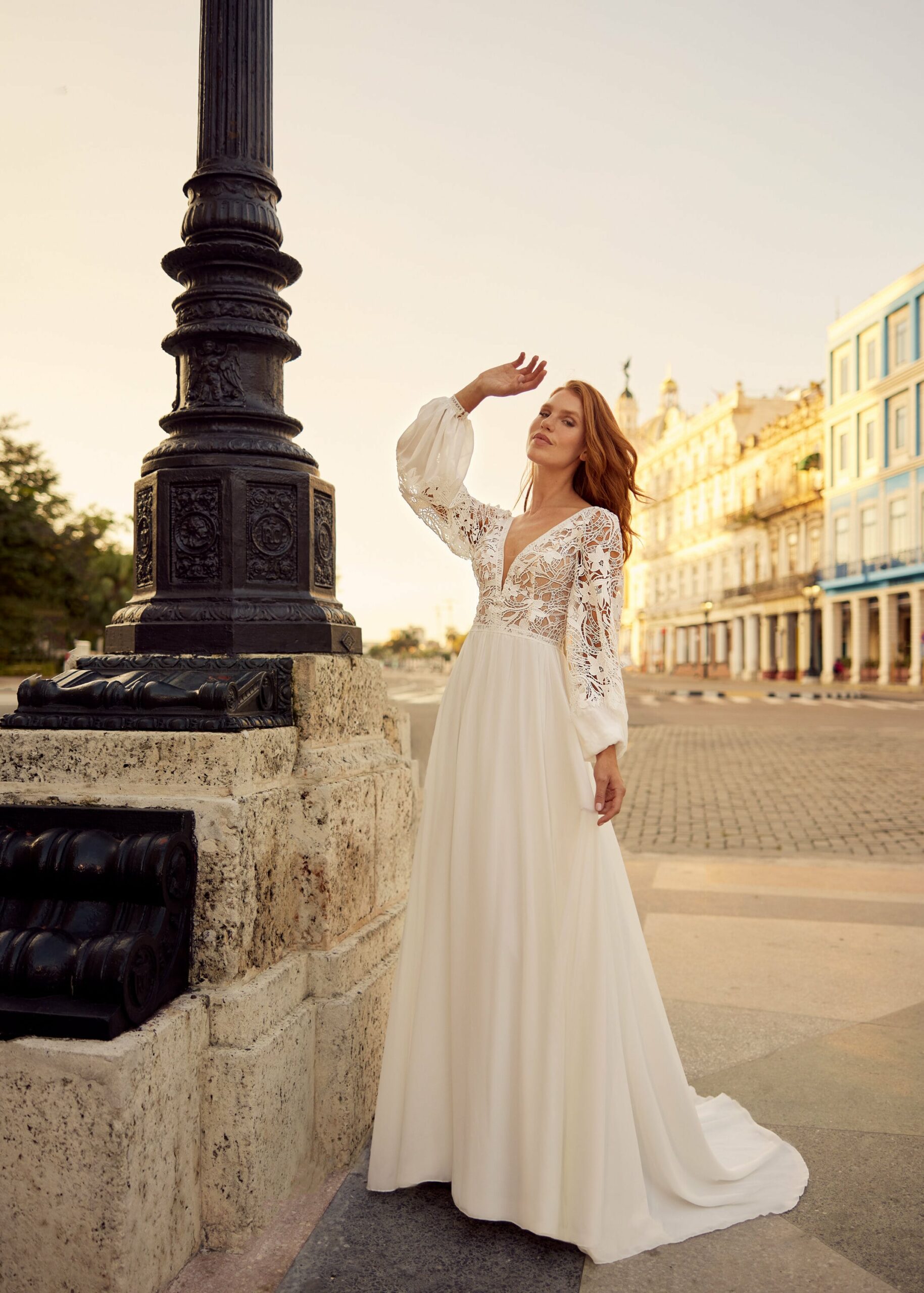 Hervé Paris Libre Langley-A robe de mariée empire mousseline