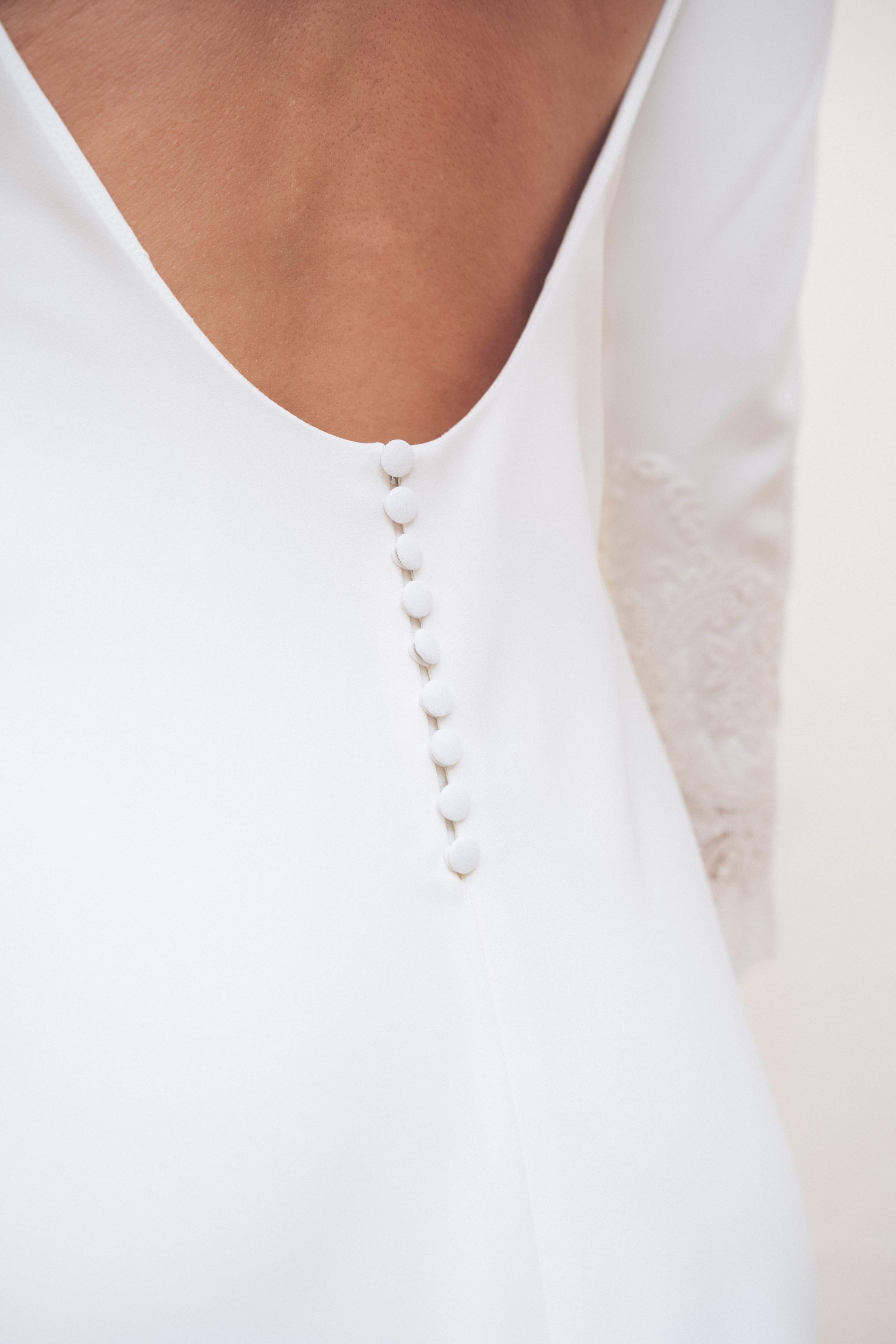 Maison Floret Sur-mesure Faust robe de mariée dos nu dentelle