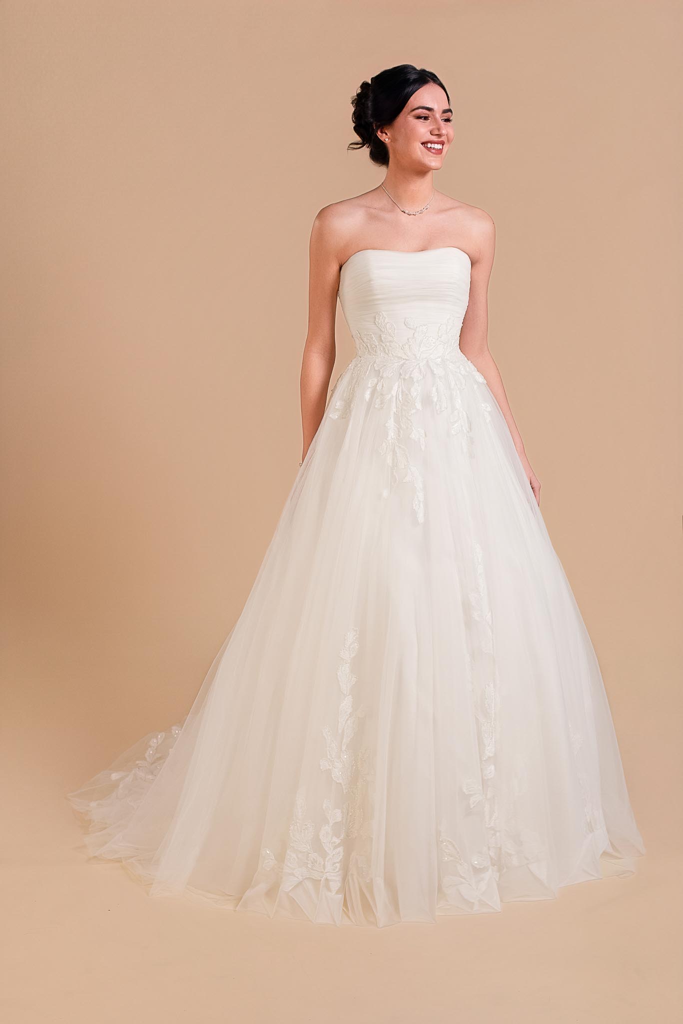 Le Jour de Notre Oui Indigo robe de mariée fourreau