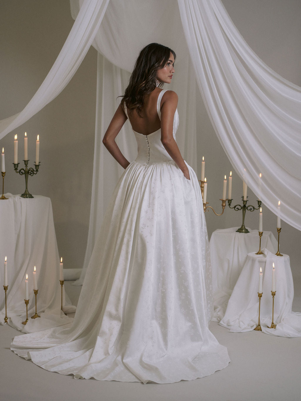 Rime Arodaky Bridal Roslyn Flowers robe de mariée satin