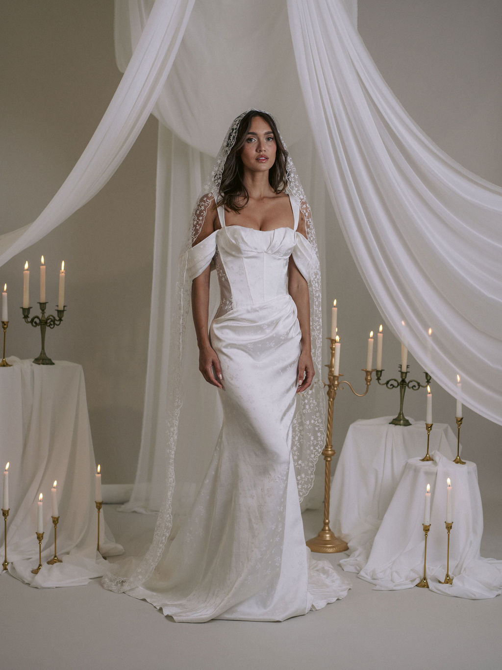 Rime Arodaky Bridal Del Rey robe de mariée satin jacquard