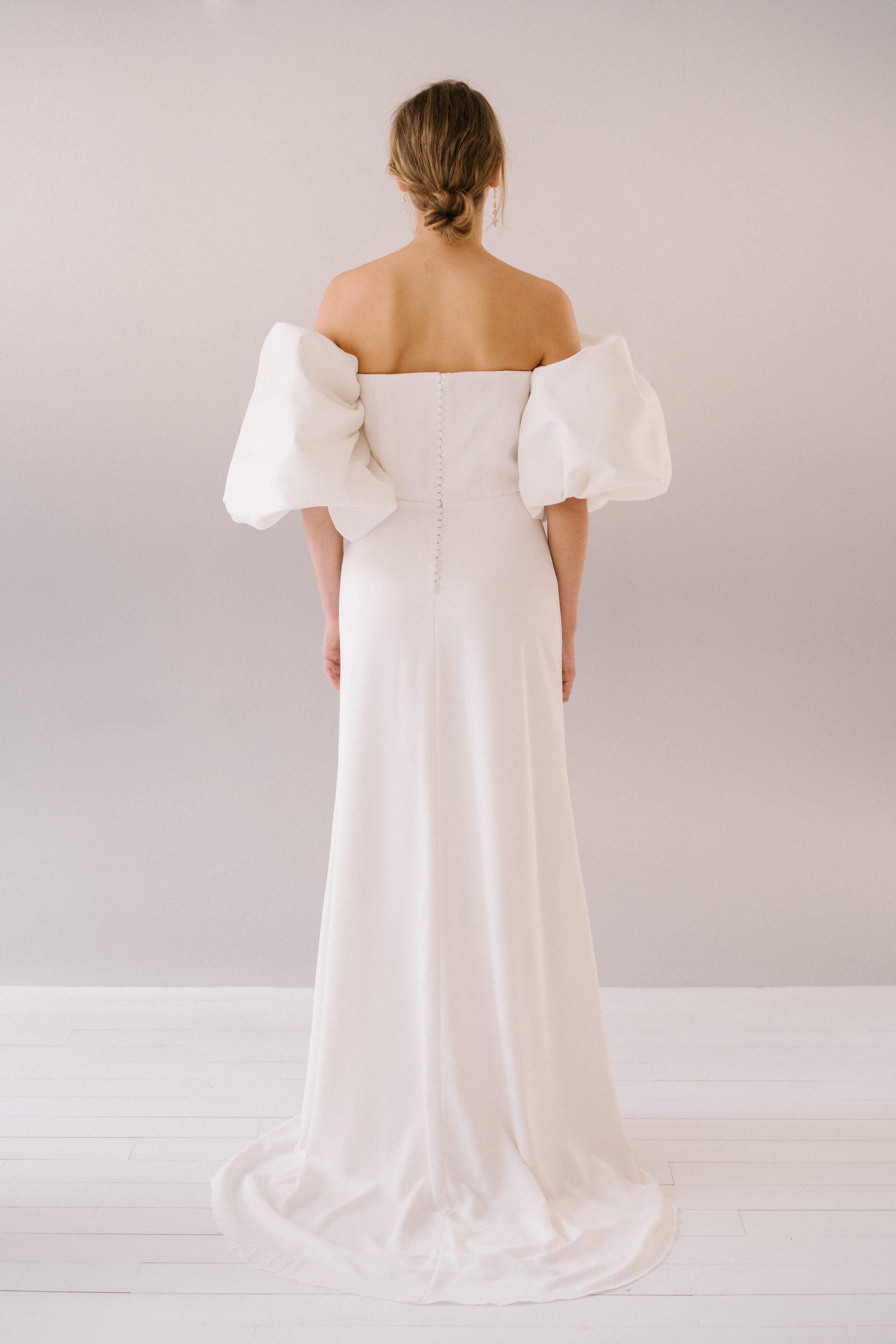 Maison Floret Sur-mesure Magnus avec manches robe bustier crêpe