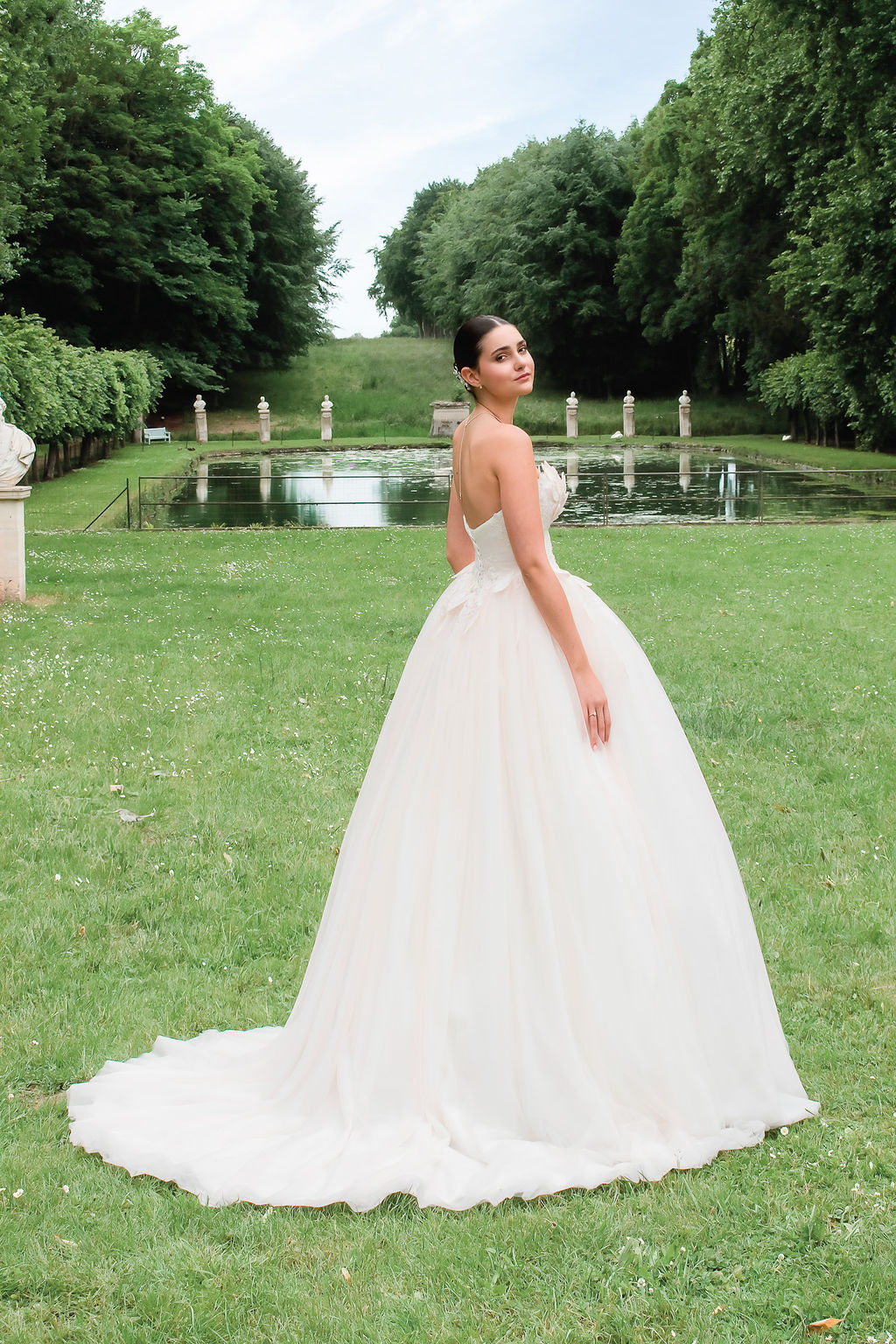 Le Jour de Notre Oui INDONÉSIE robe de mariée dentelle
