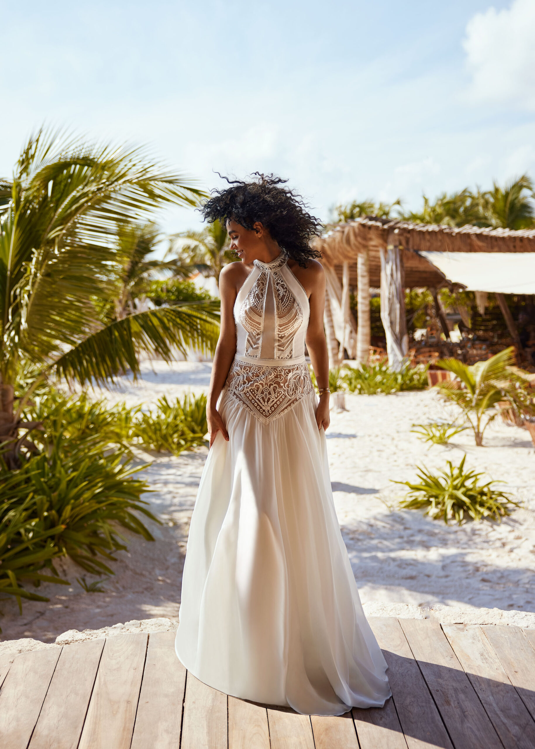 Hervé Paris Mystical Bartola robe de mariée ivoire fluide