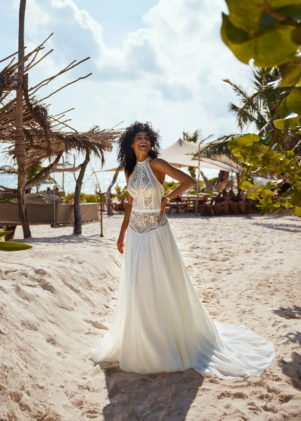 Hervé Paris Mystical Bartola robe de mariée ivoire fluide