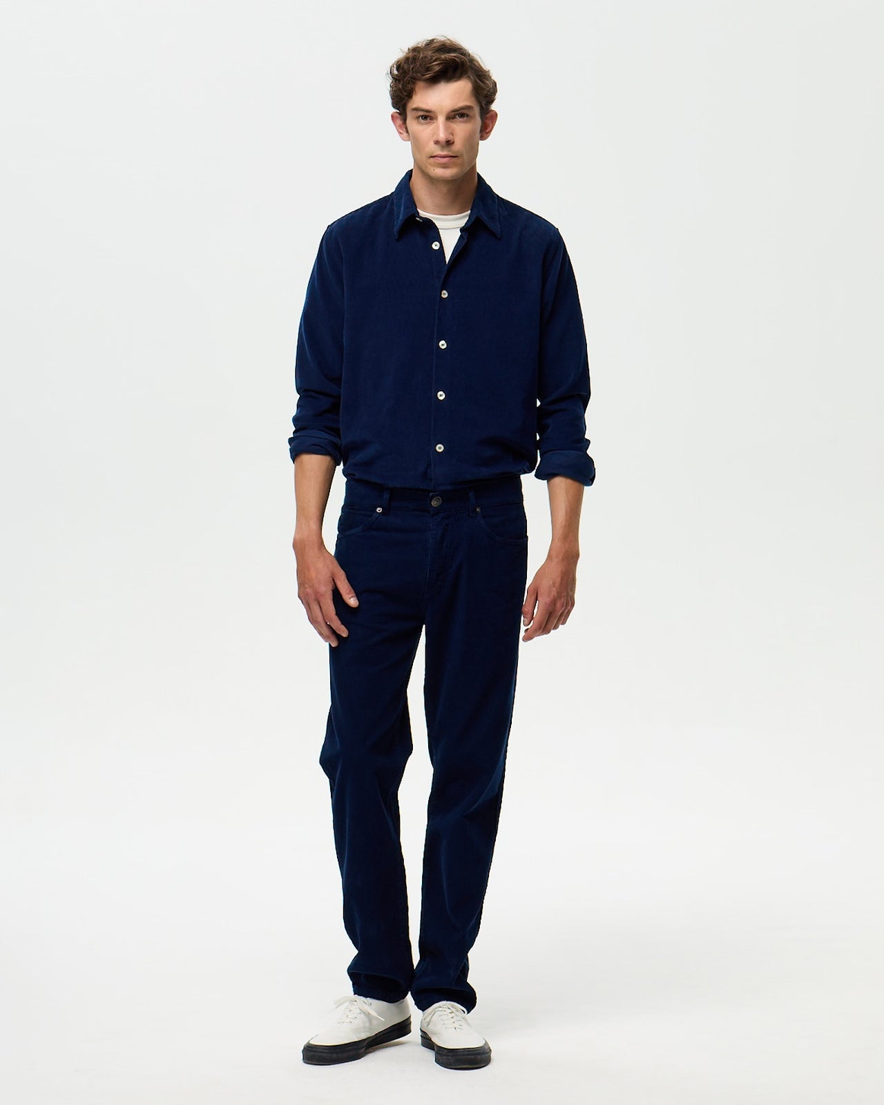 LAFAURIE DEAN Velours pantalon bleu marin coupe ajustée