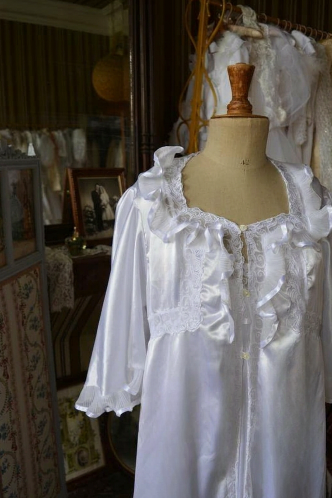 Solène Gisèle Déshabillés ensemble nuit satin blanc vintage