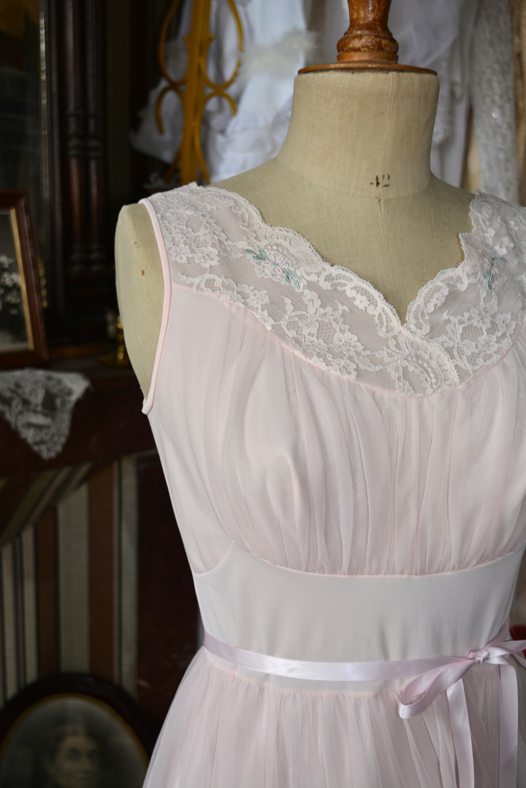 Solène Gisèle Les Déshabillés Nuisette Vintage Rose Évasé