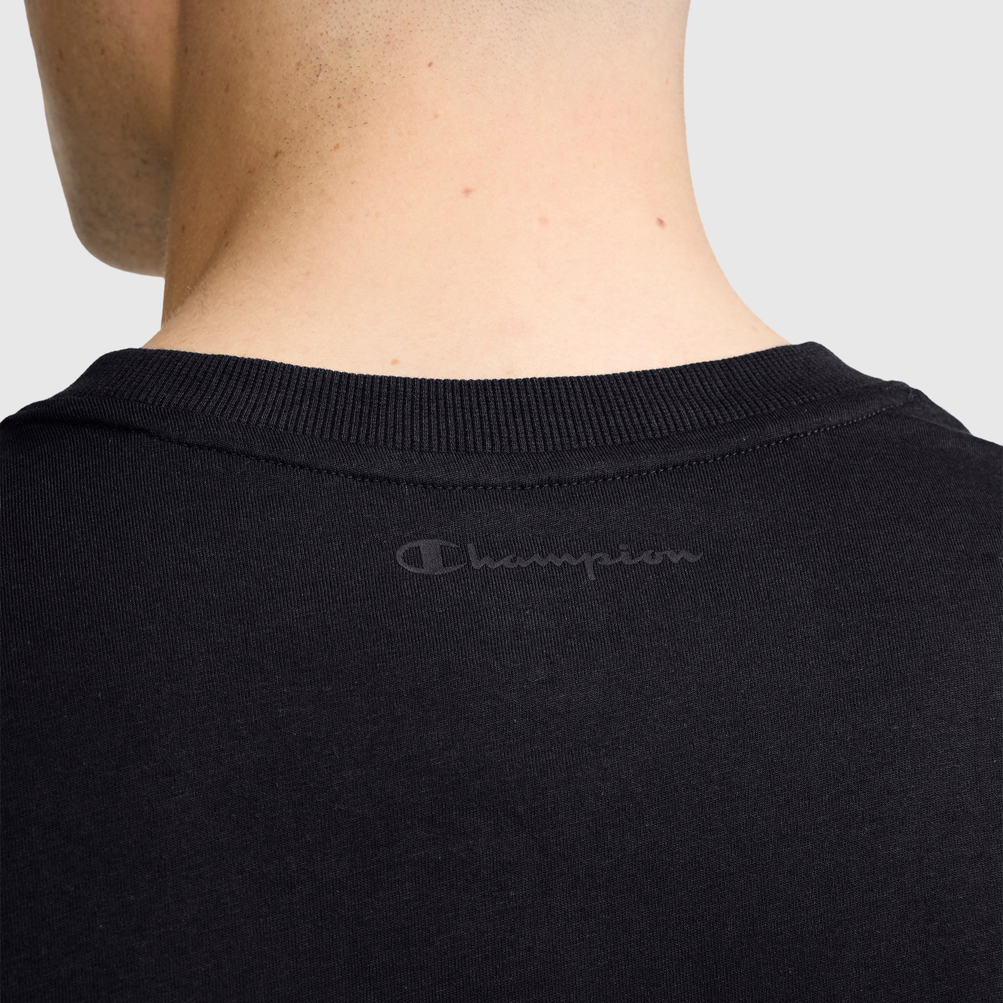 Champion Classic Graphic T-shirt homme noir 100% coton